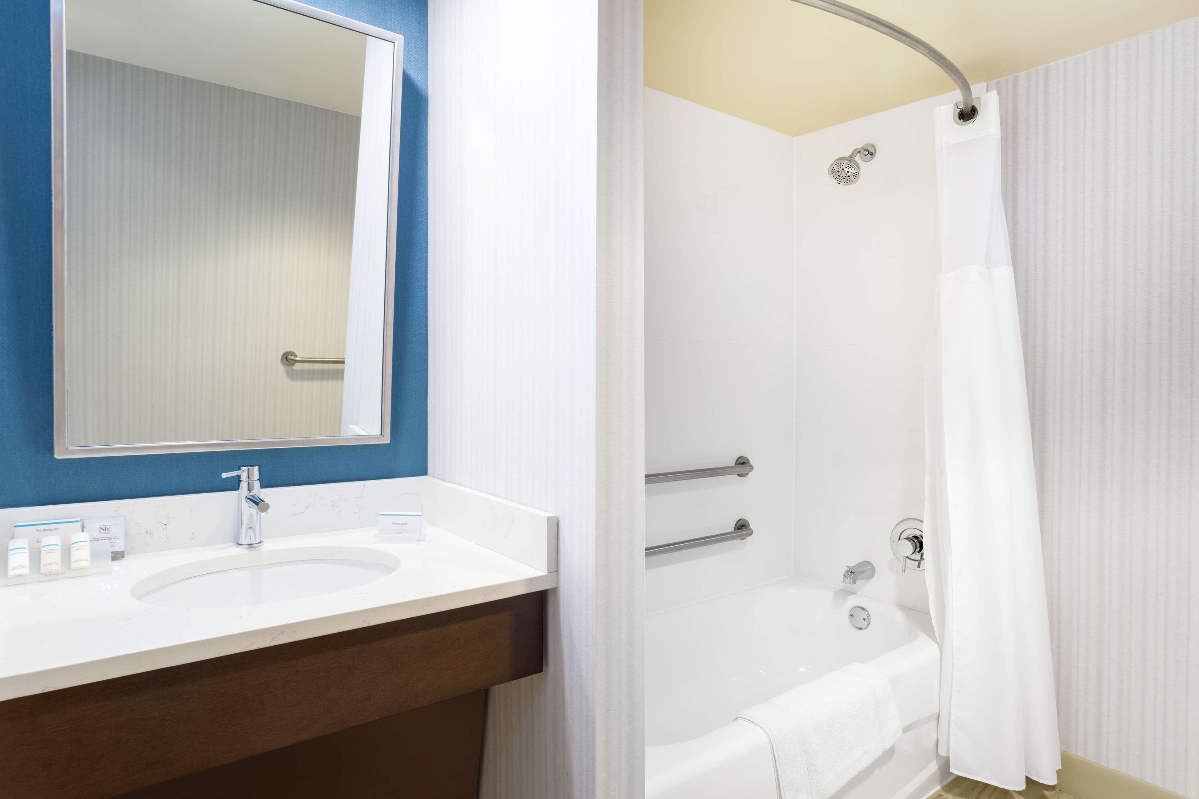 Room Premium King Bed