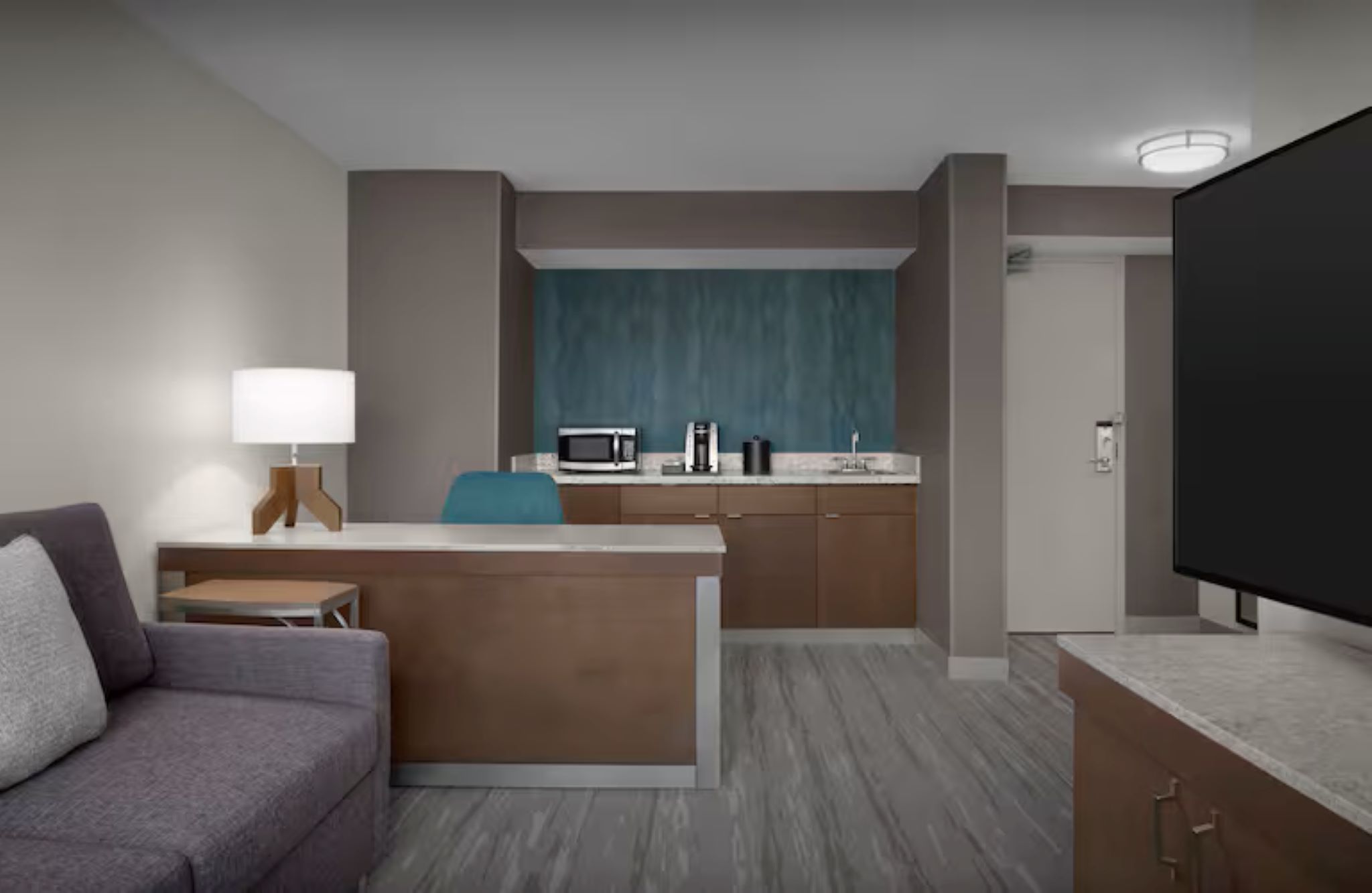 Suite Two Queen Beds One Bedroom