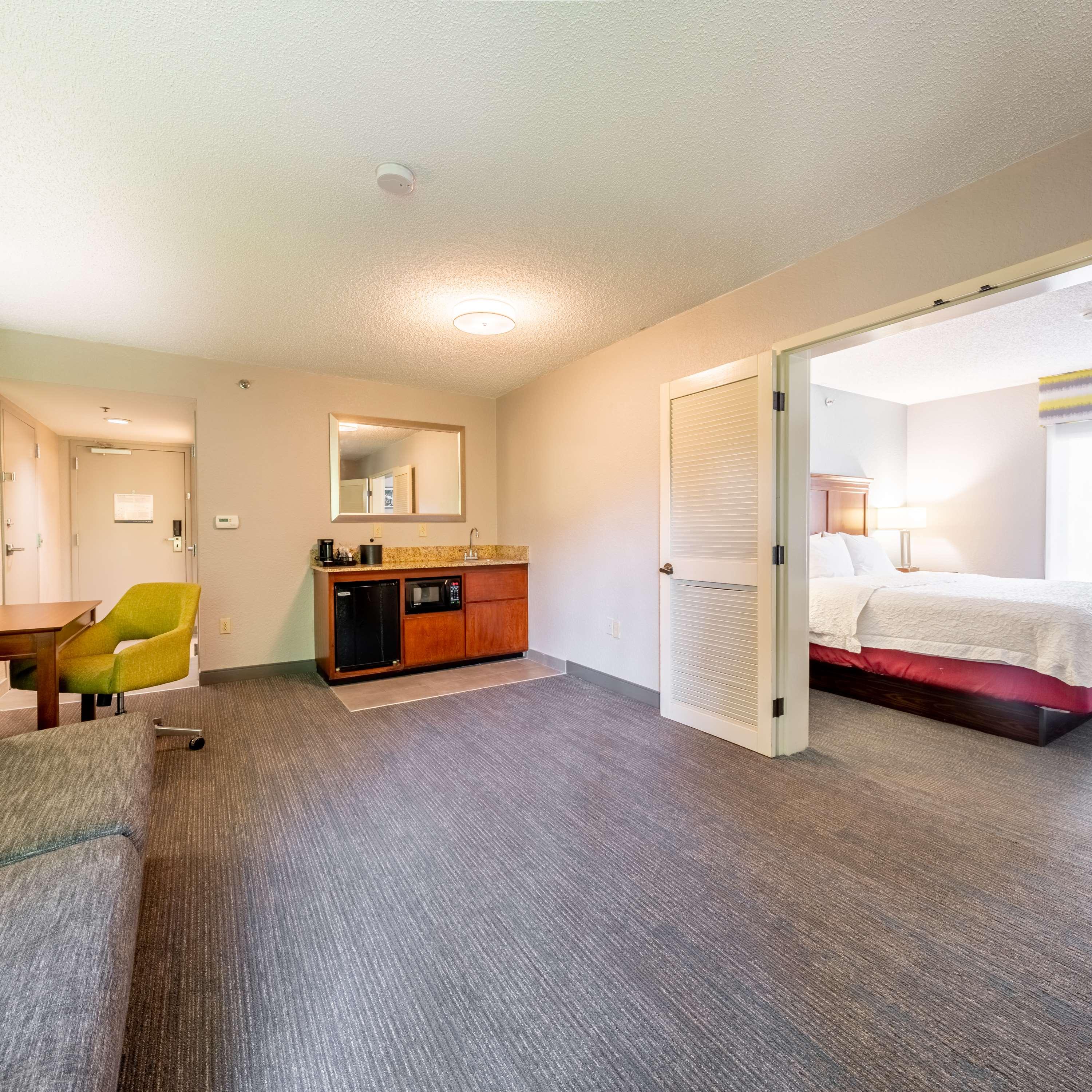 Studio King Bed Non Smoking