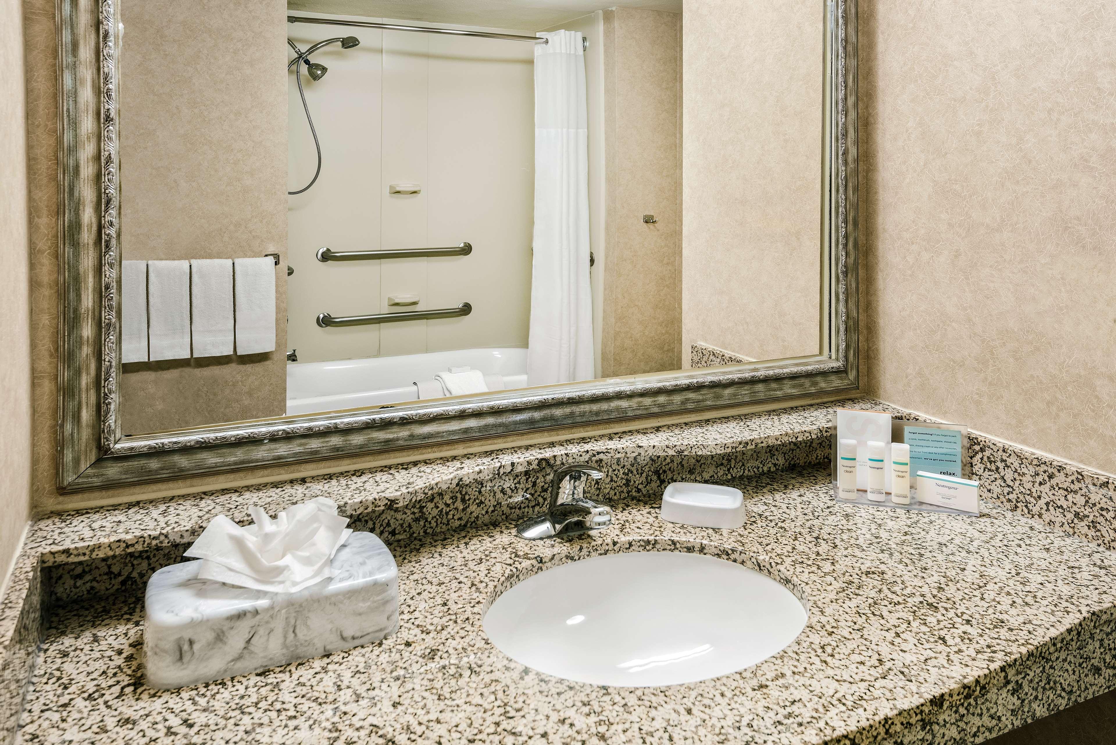 Double King Bed Non Smoking