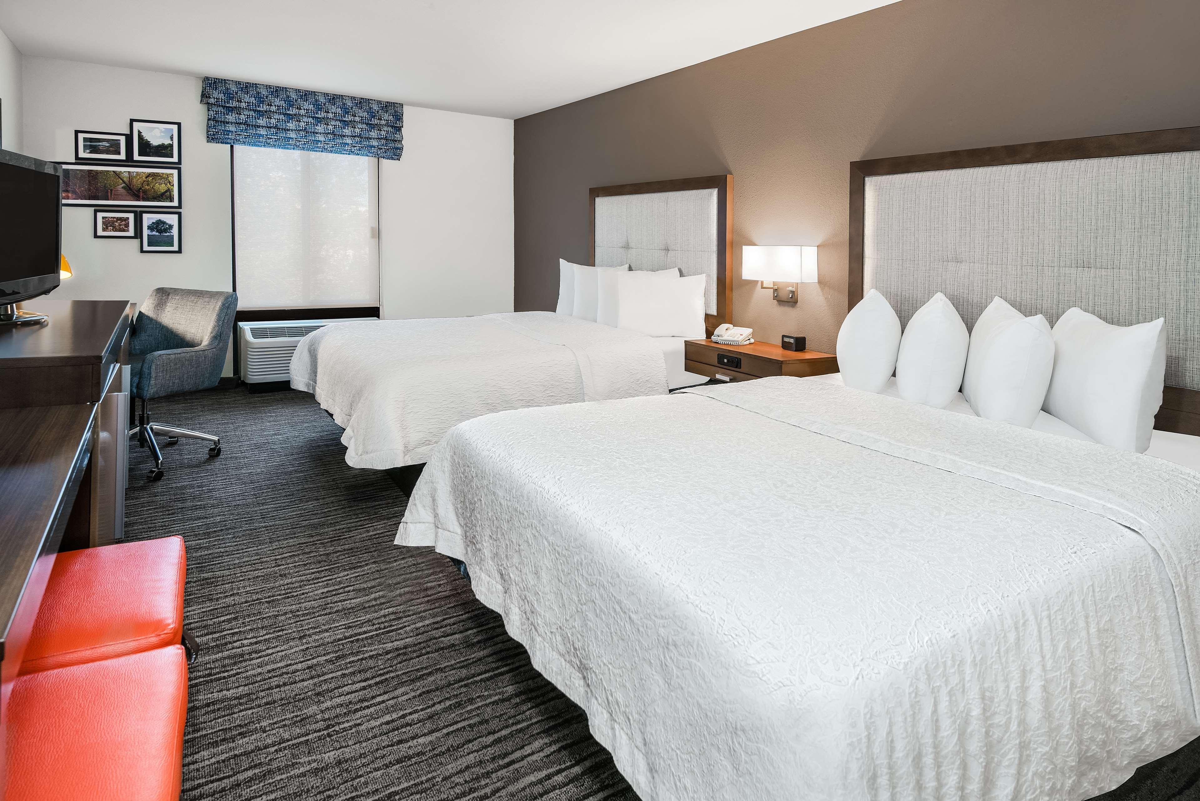 Double Two Queen Beds Non Smoking