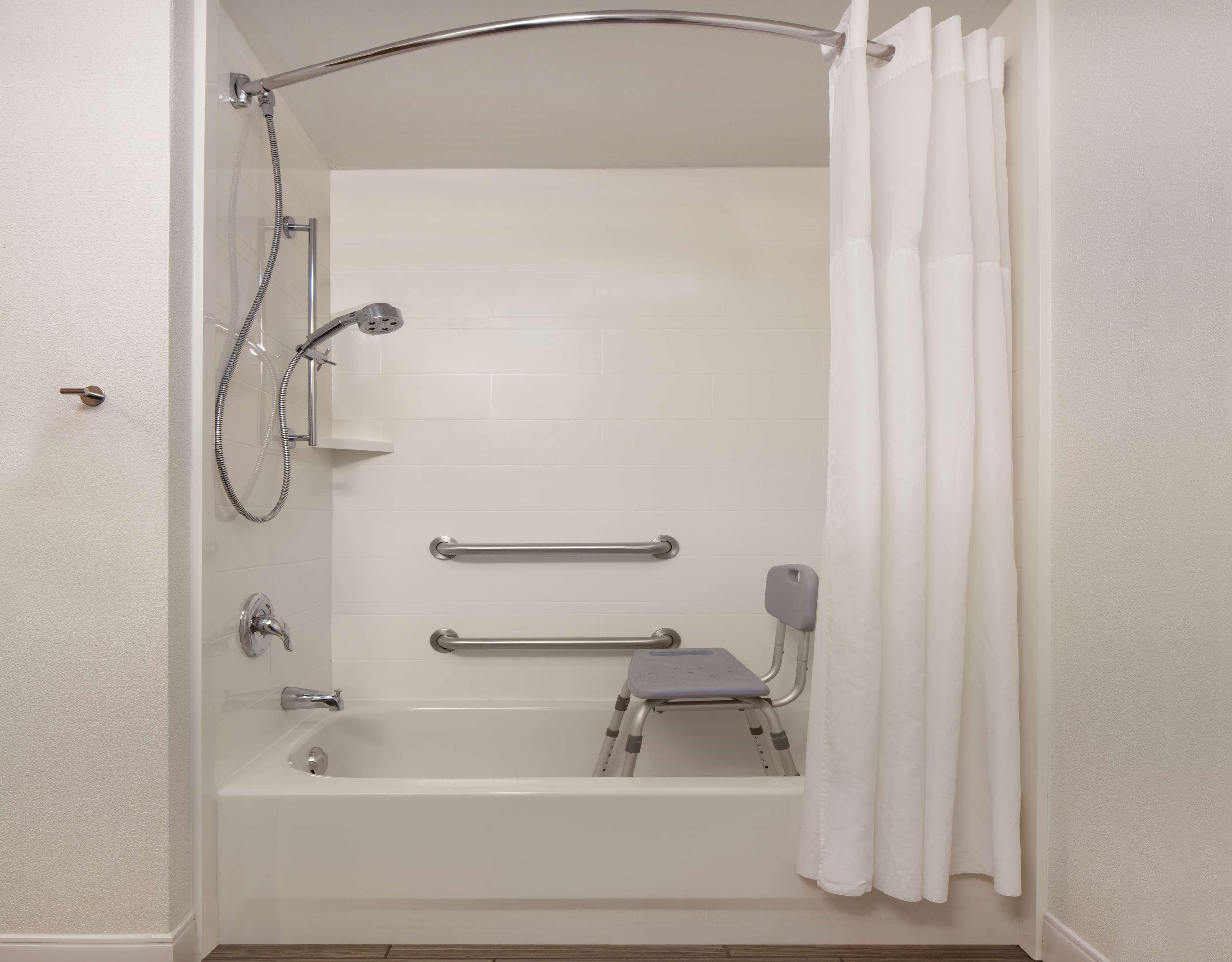 Double King Bed Non Smoking