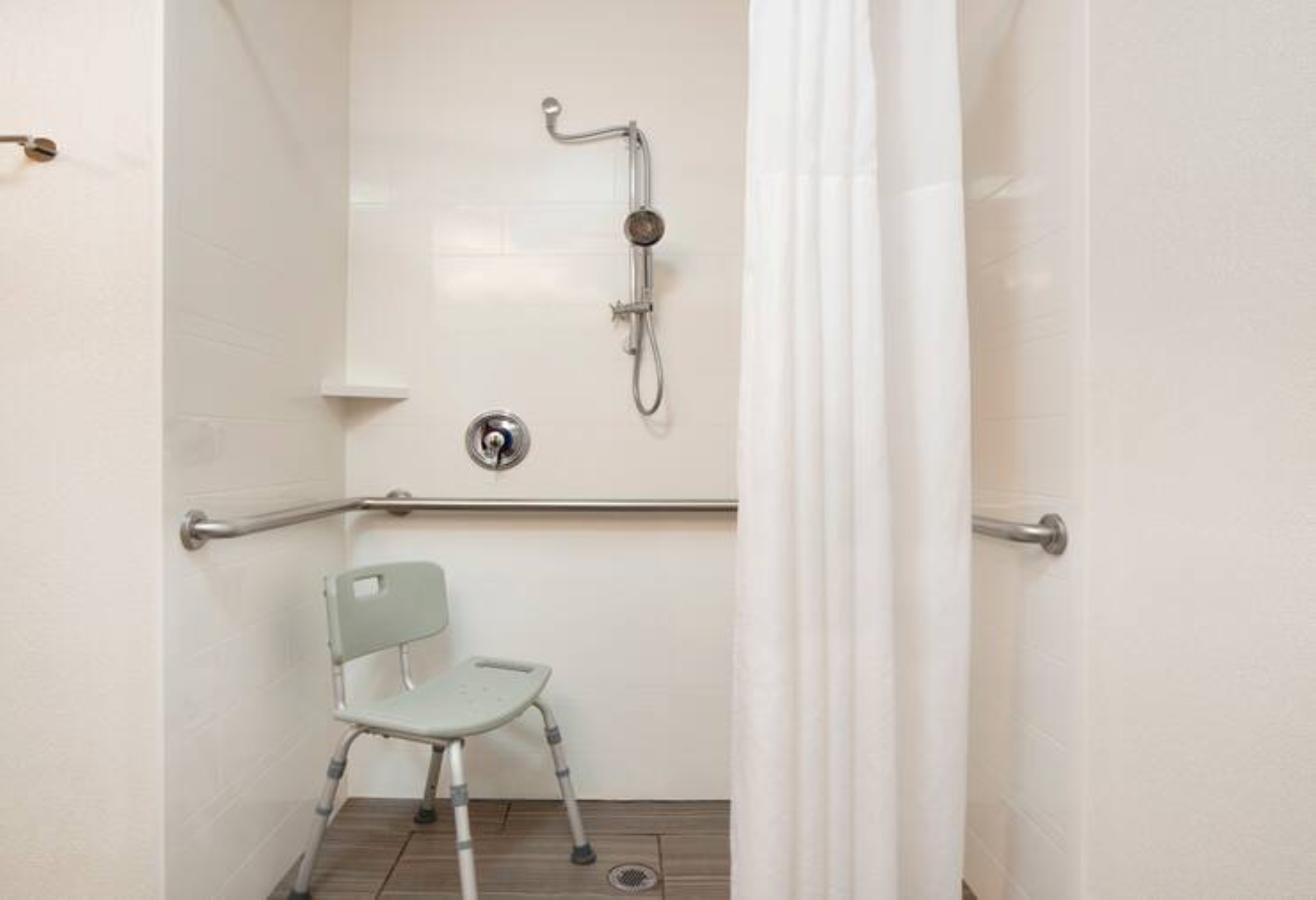 Double Accessible