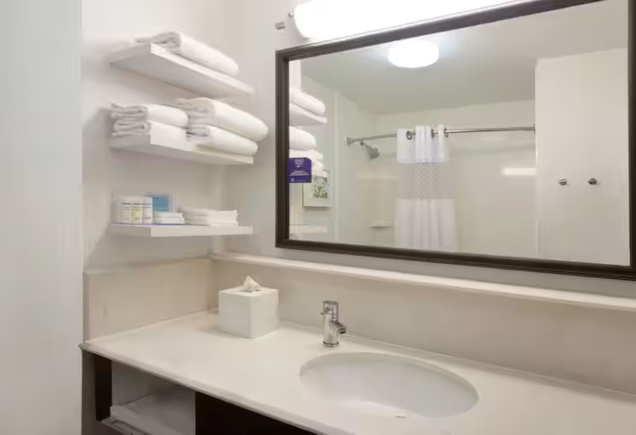 Double Two Queen Beds Non Smoking