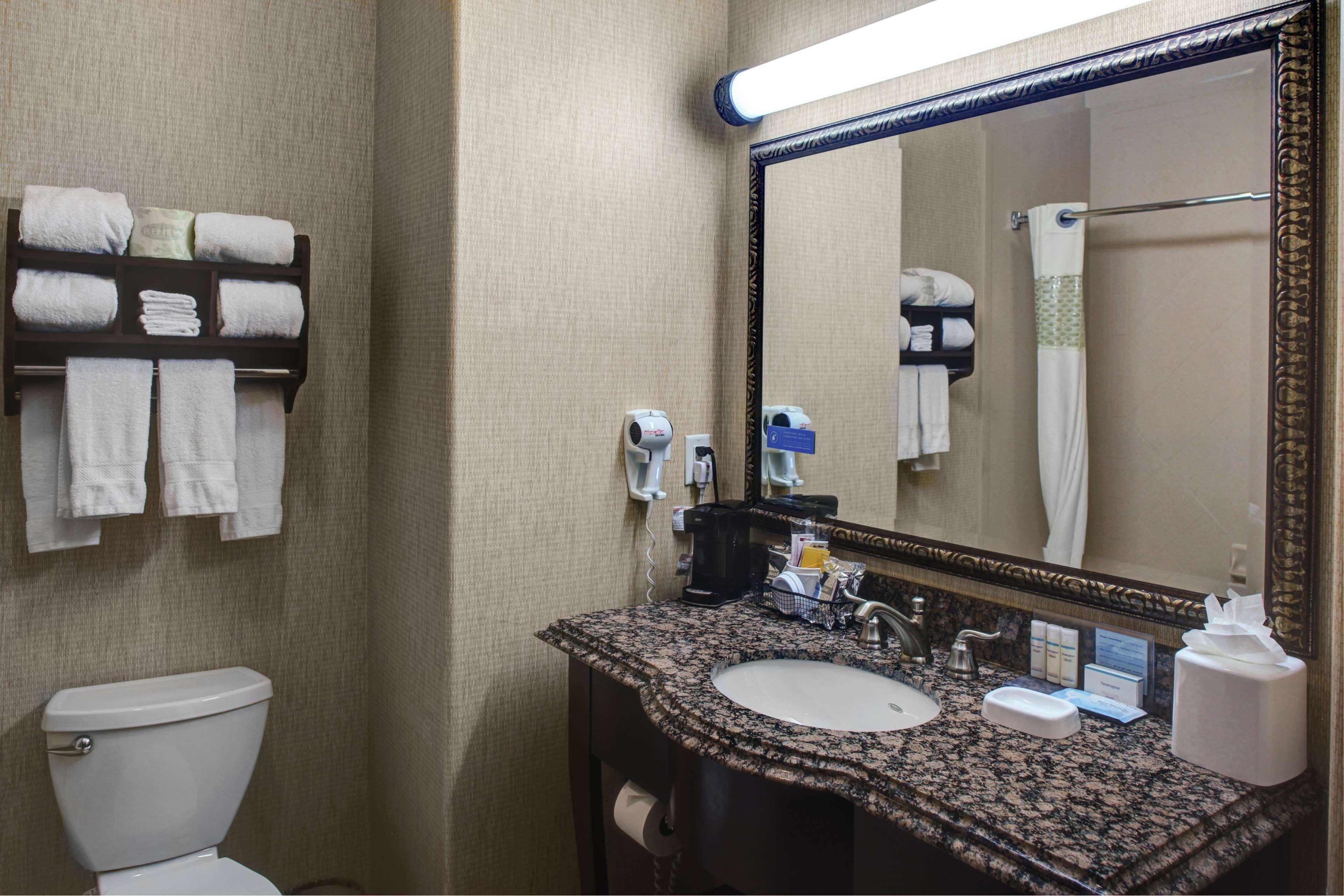 Double Queen Bed Non Smoking