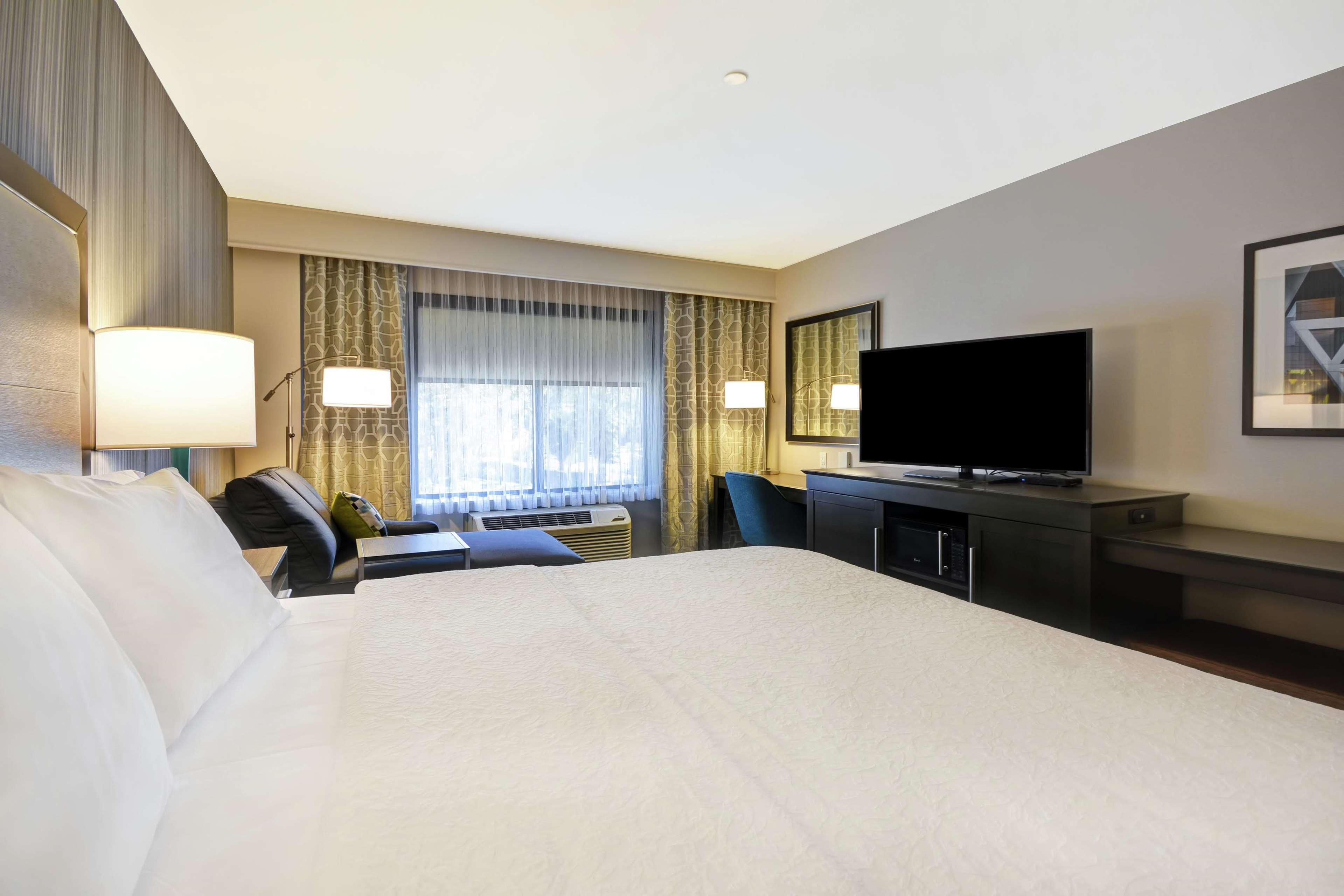 Double King Bed Non Smoking