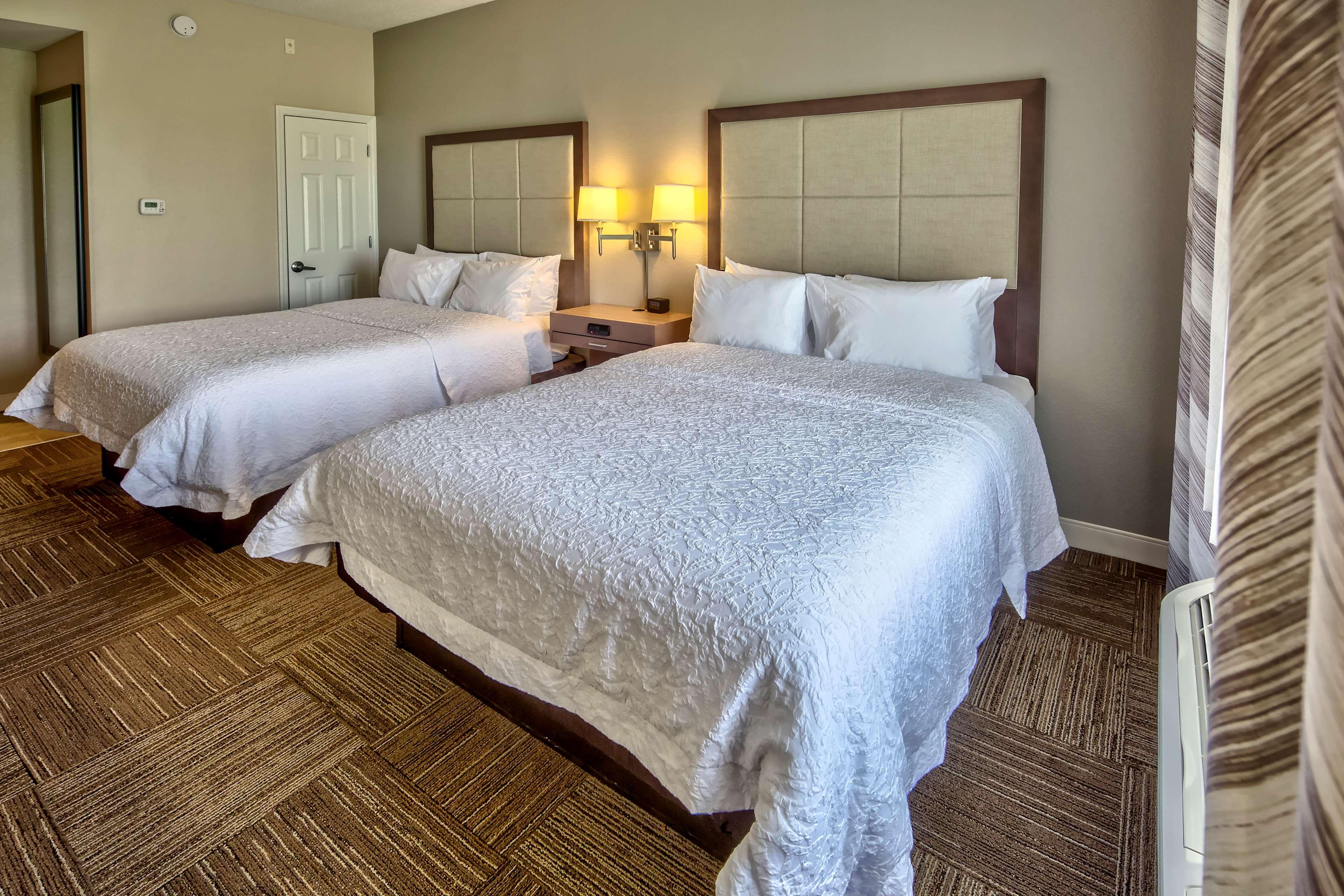 Double Two Queen Beds Non Smoking