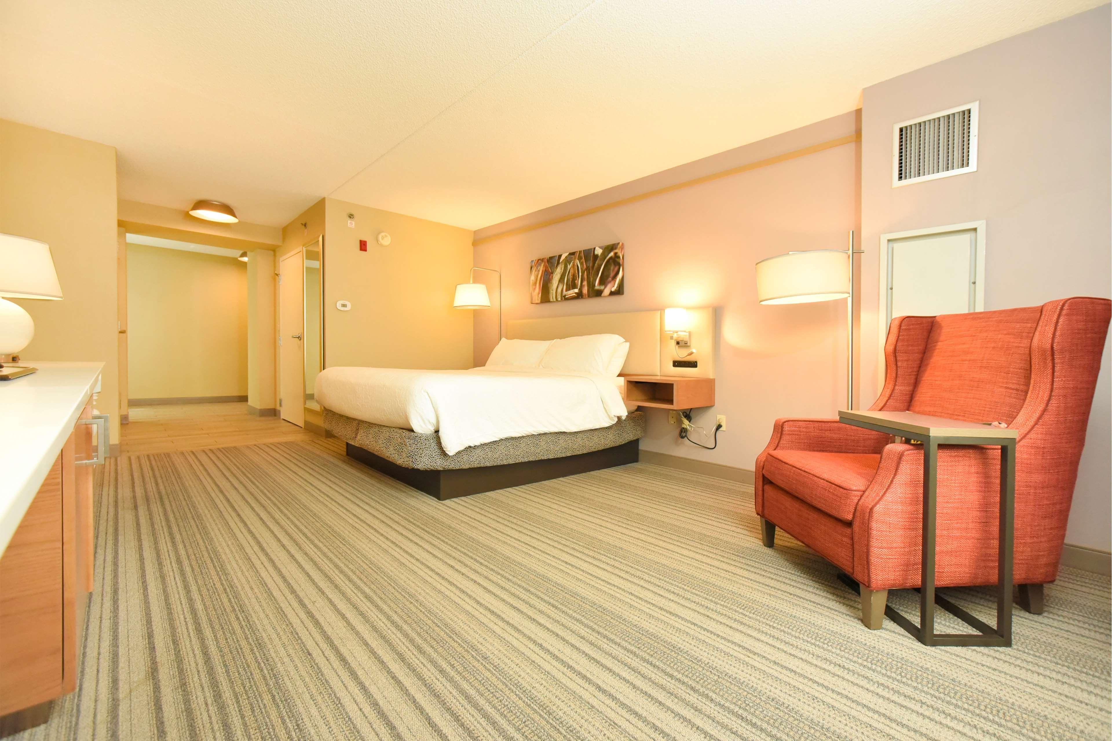 Room Premium King Bed