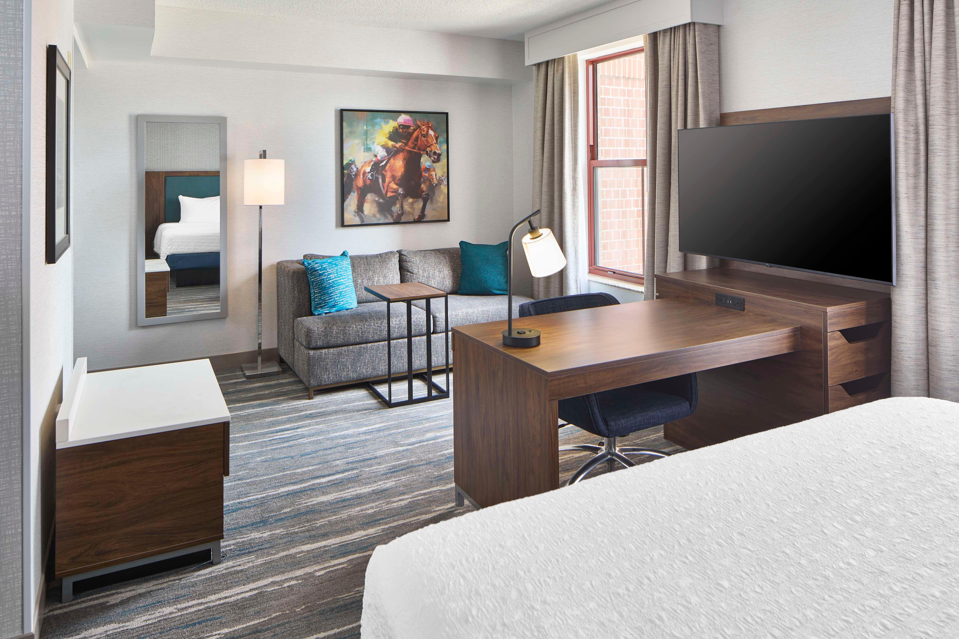 Studio King Size Bed