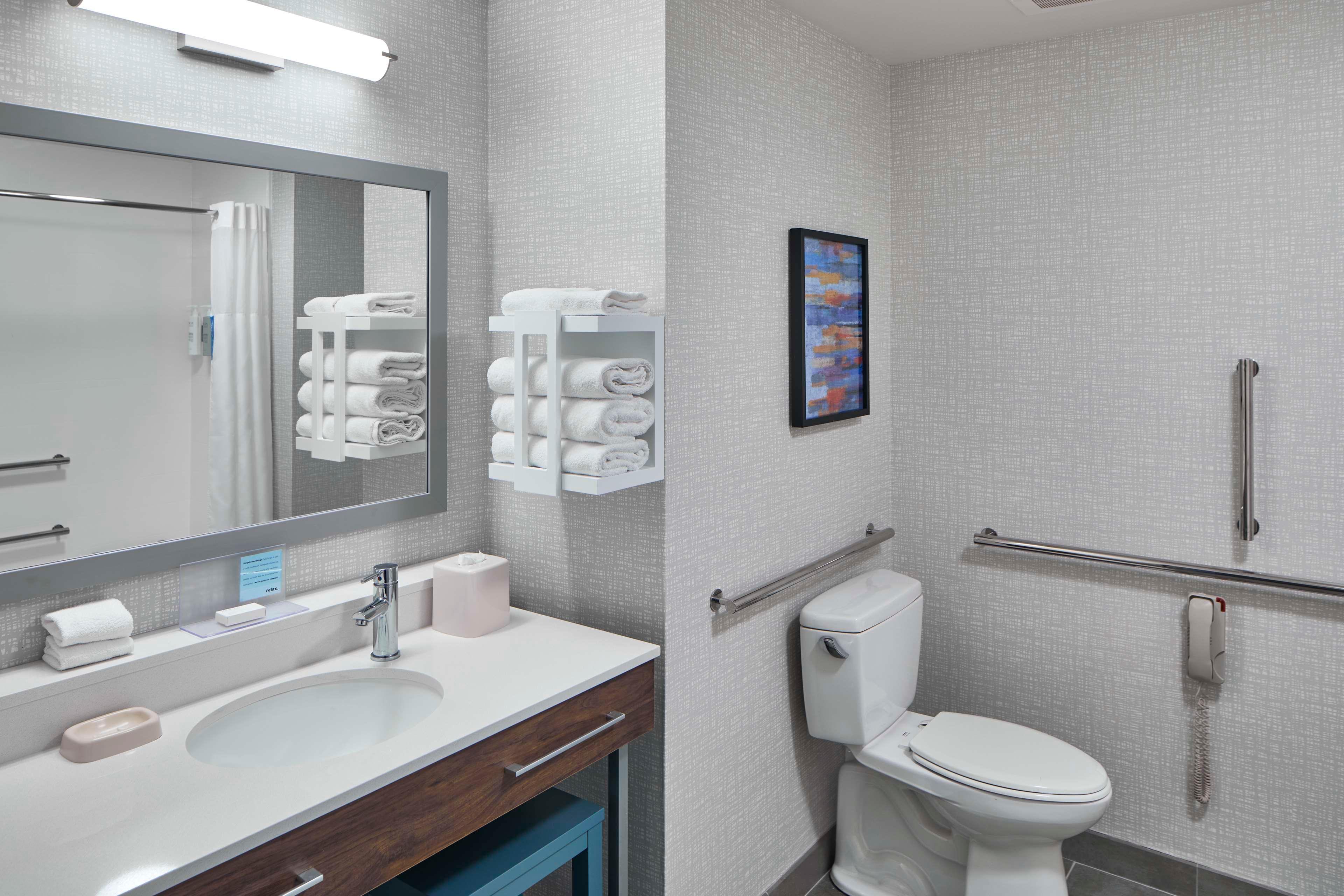 Room Accessible-two Queen Beds