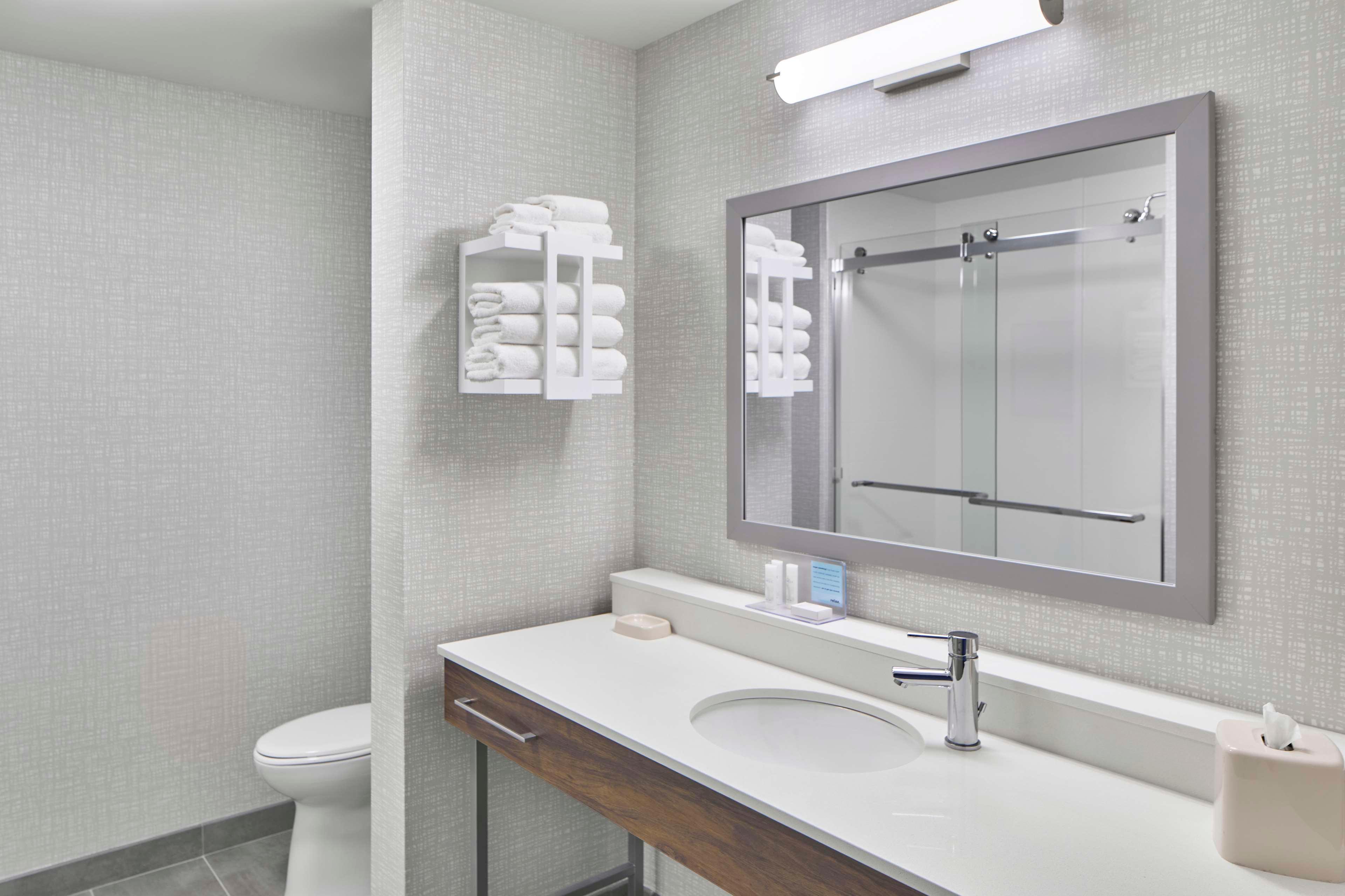 Studio King Bed Non Smoking