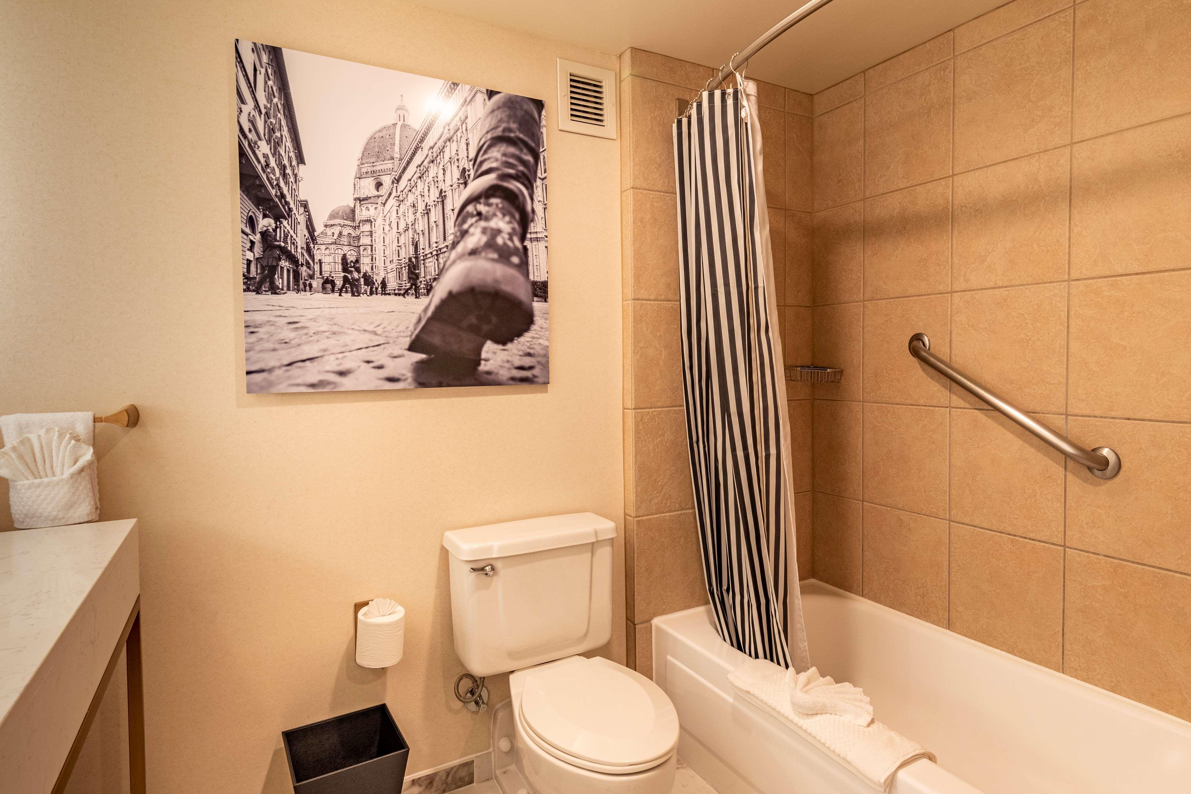 Double King Bed Non Smoking