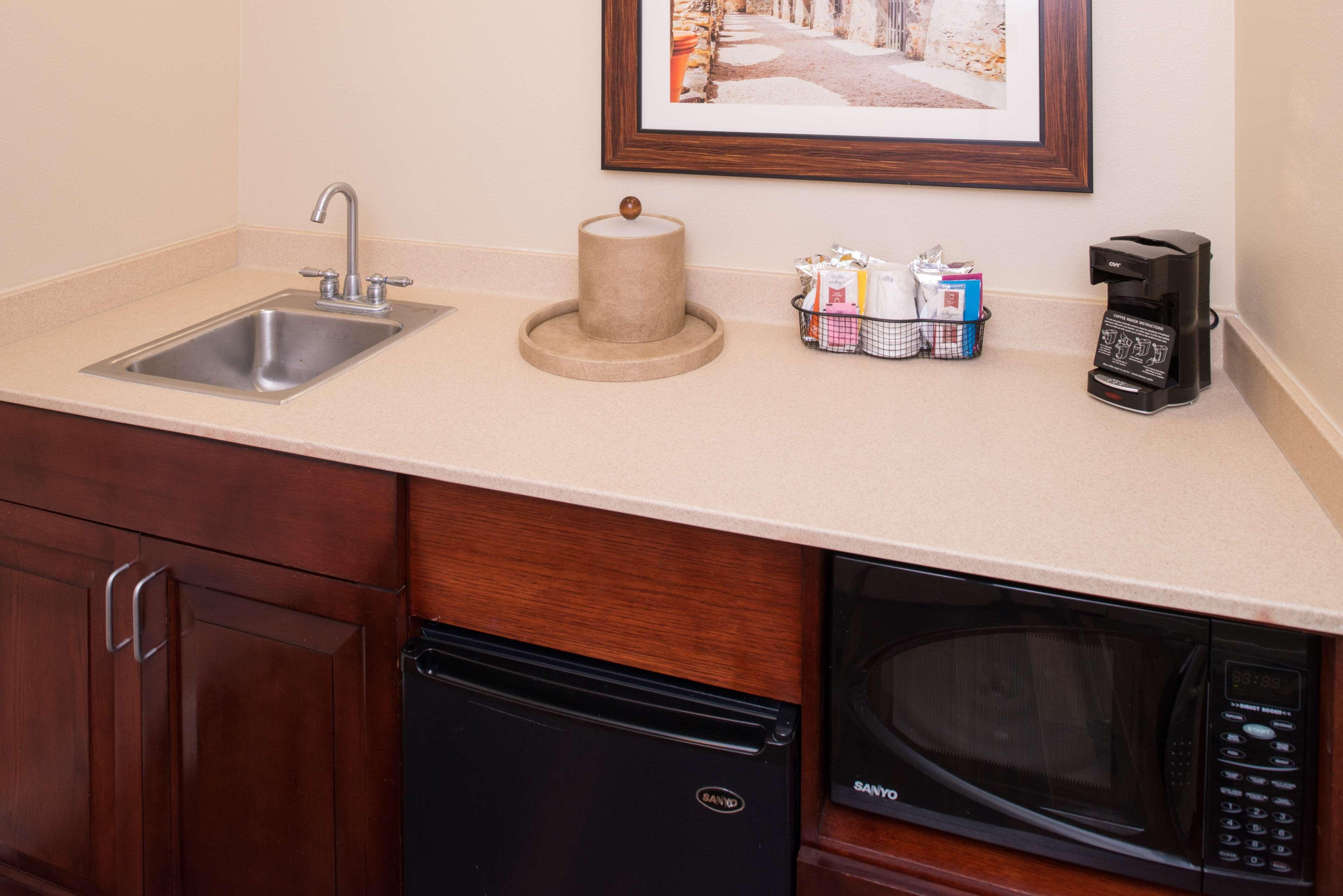 Double King Bed Non Smoking