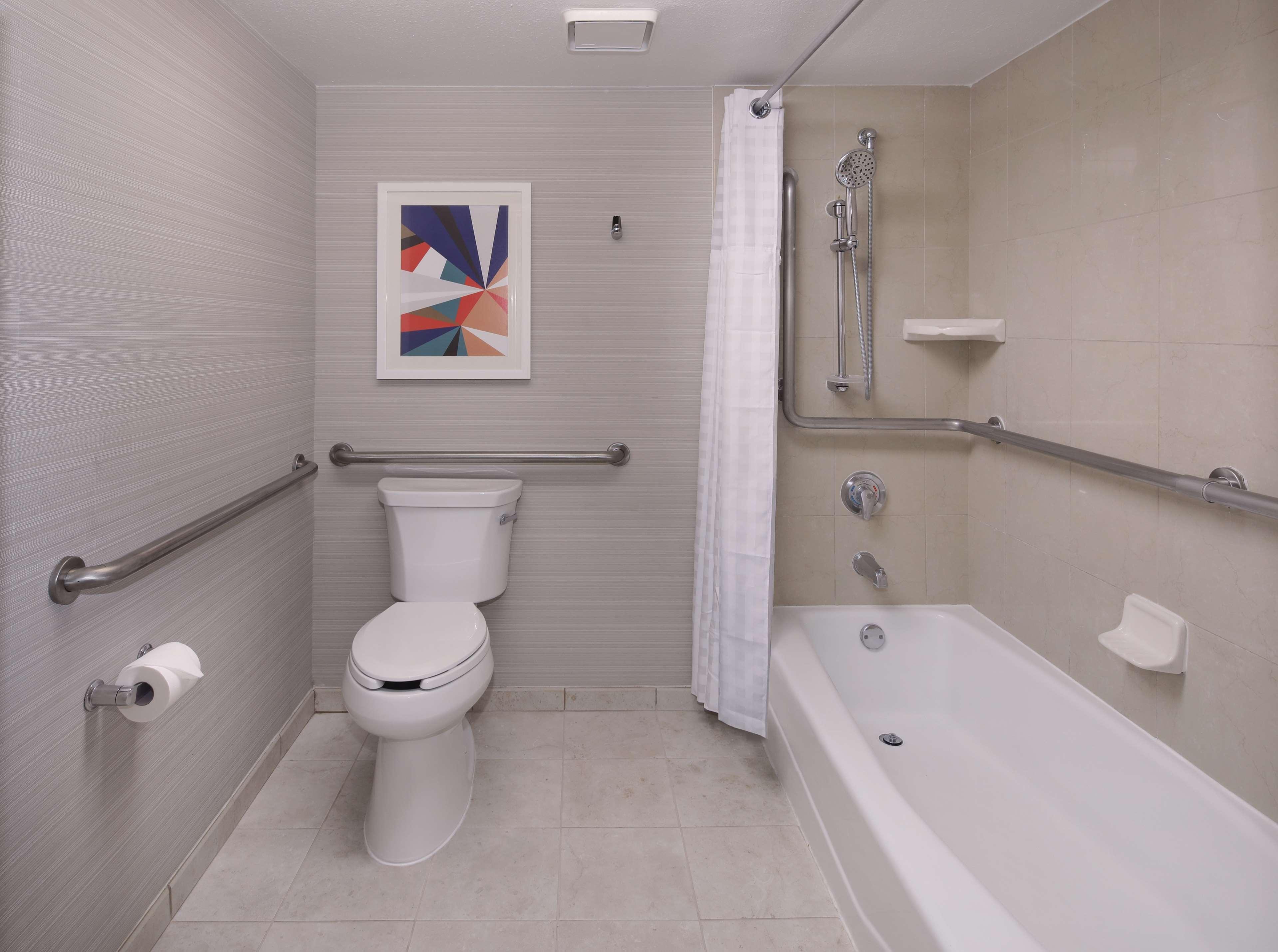 Double King Bed One Bedroom 