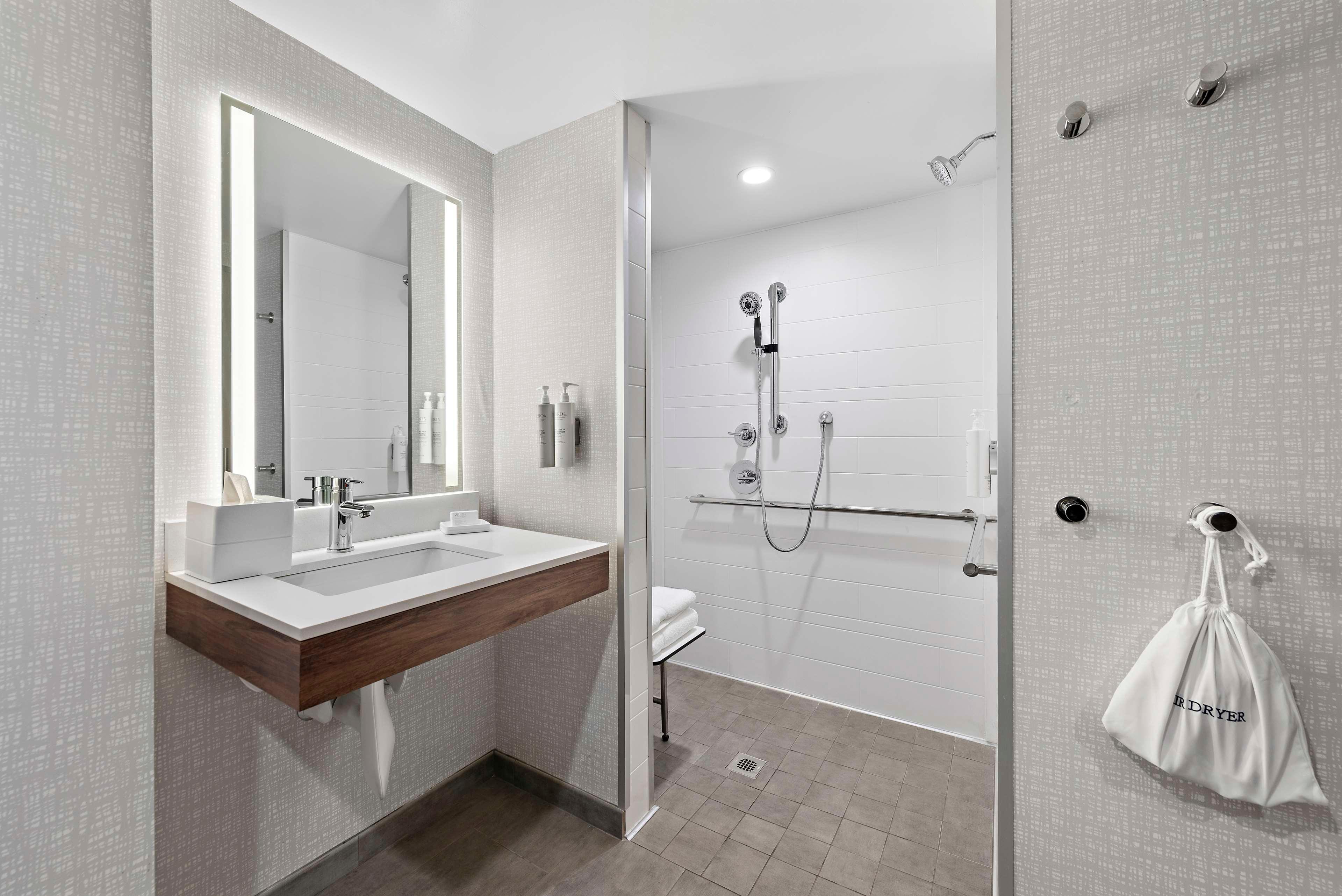 Double Accessible