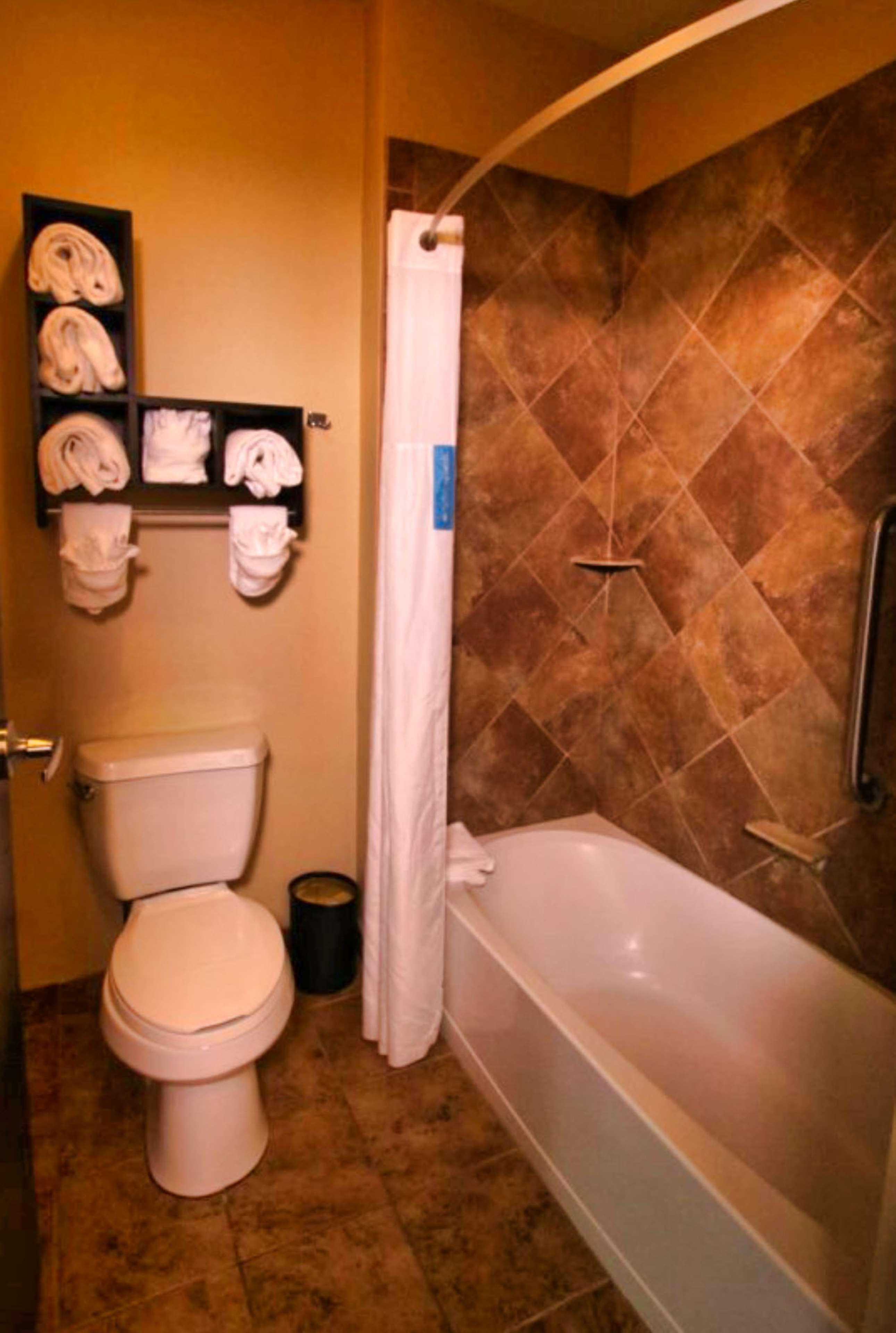 Studio King Size Bed