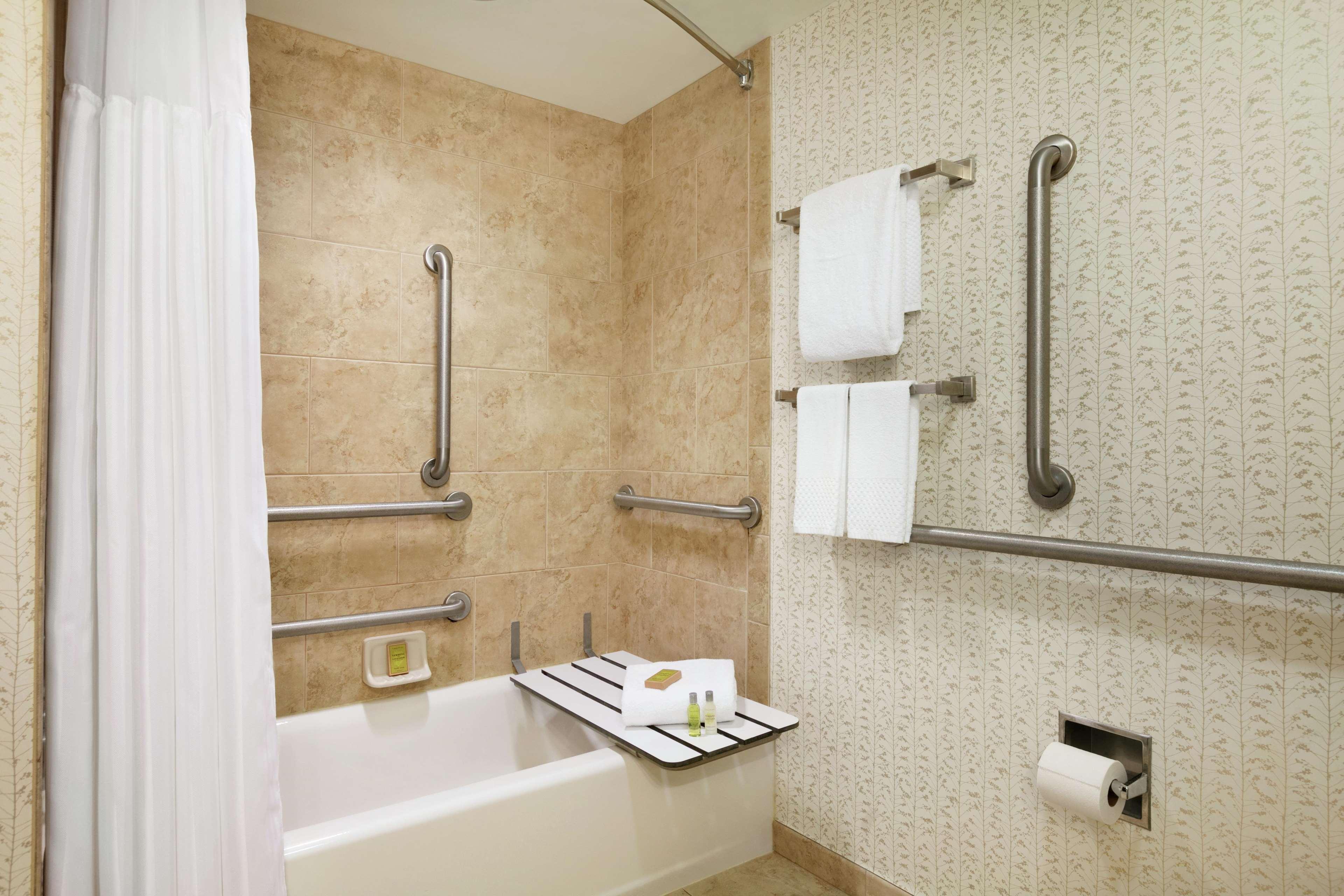 Double Two Queen Beds Non Smoking