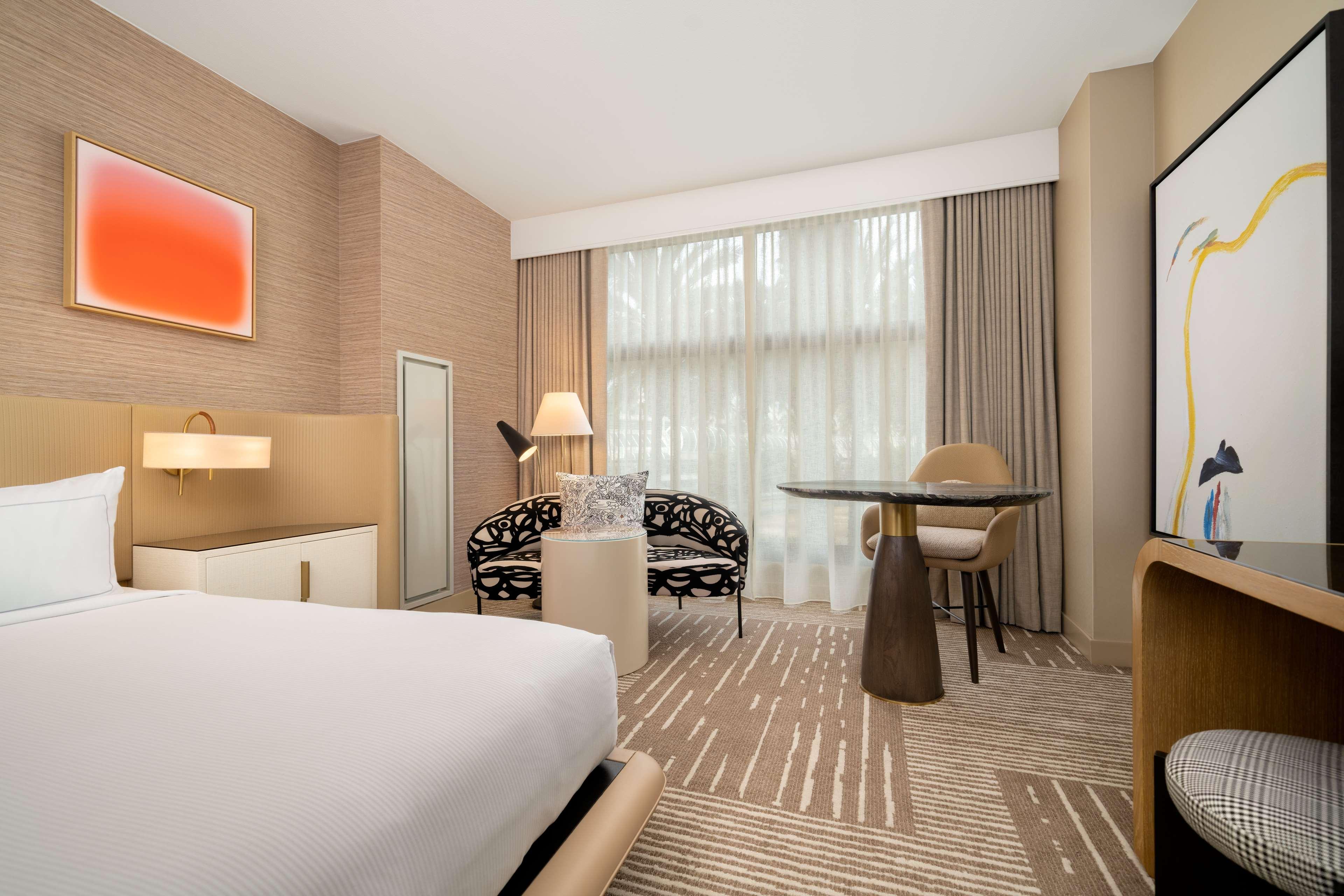 Double Deluxe King Bed