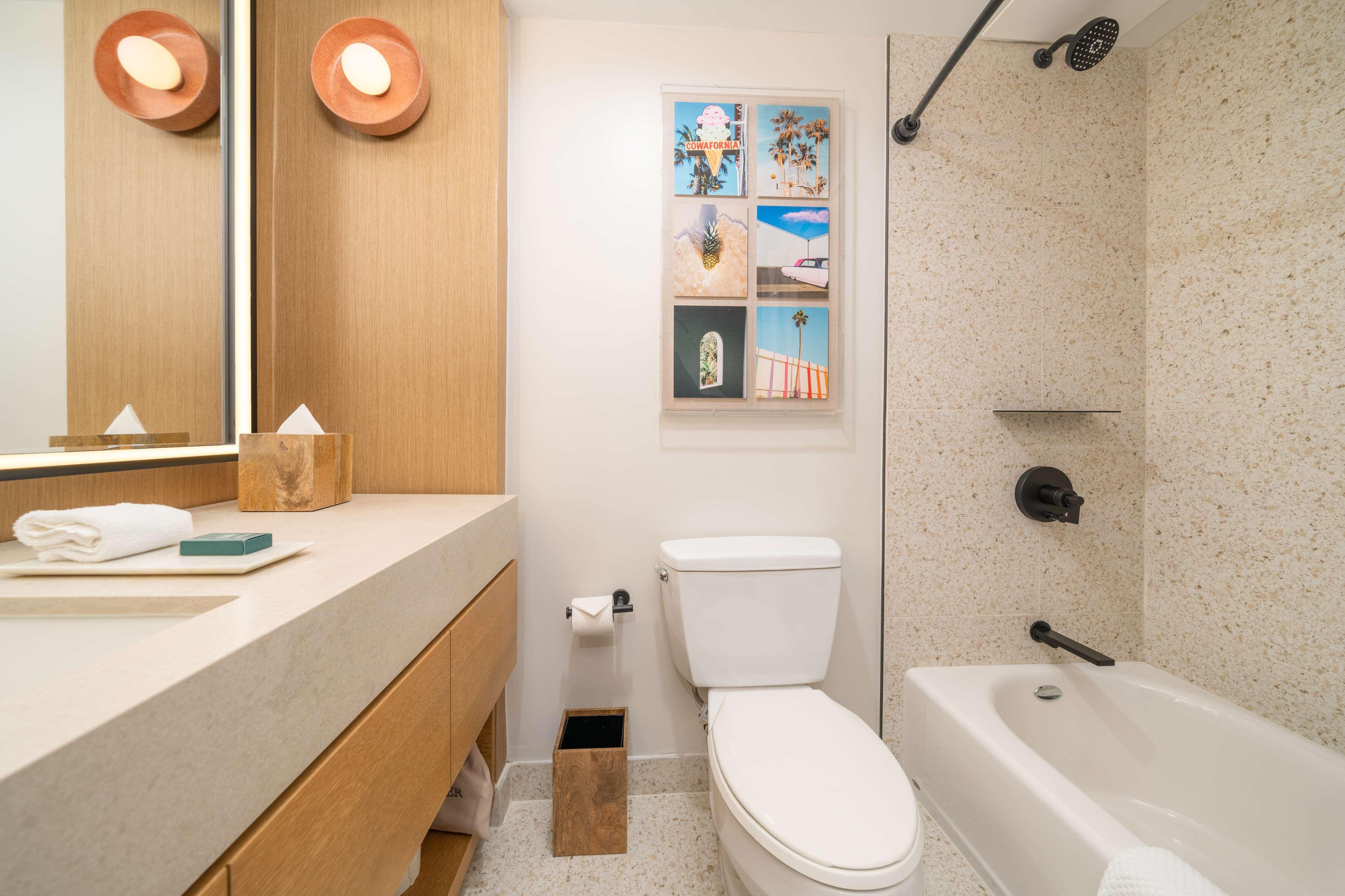 Double Deluxe Two Double Beds