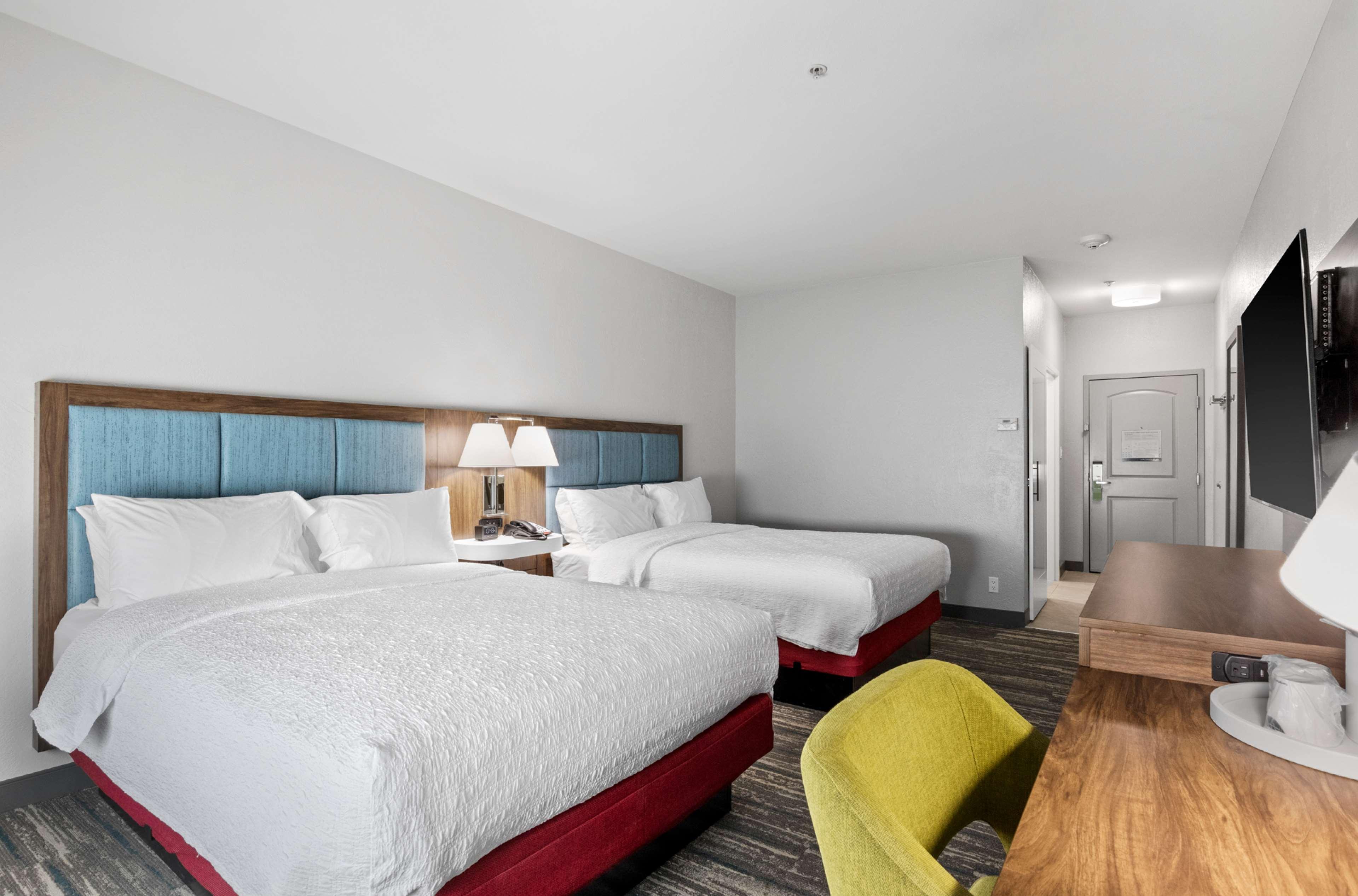 Double Two Queen Beds Non Smoking