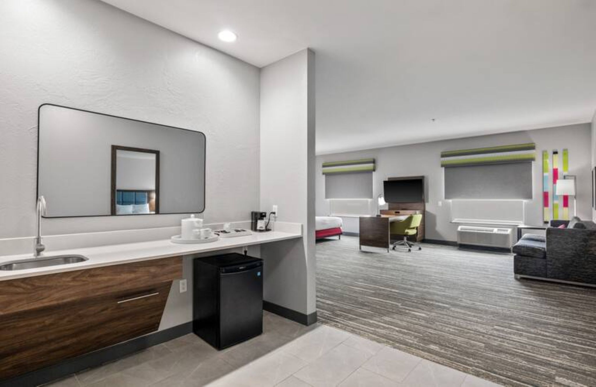 Studio King Size Bed