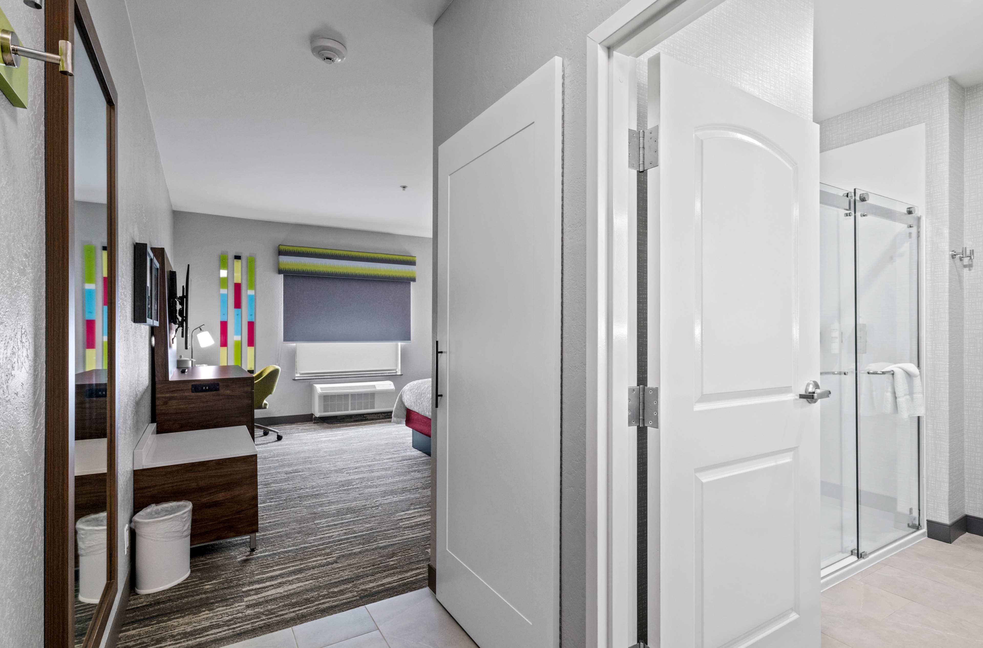 Studio King Size Bed