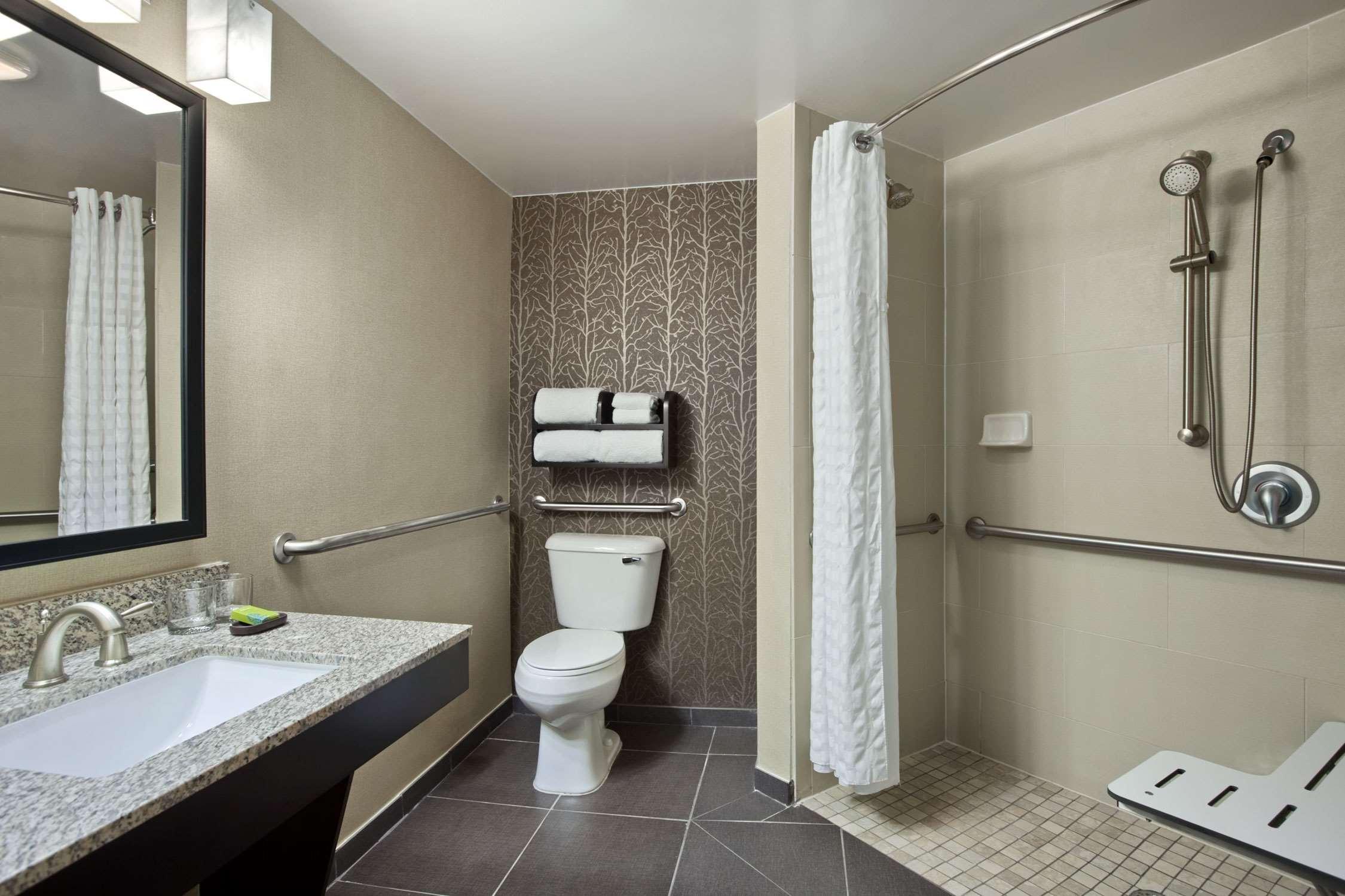 Suite Two Queen Beds