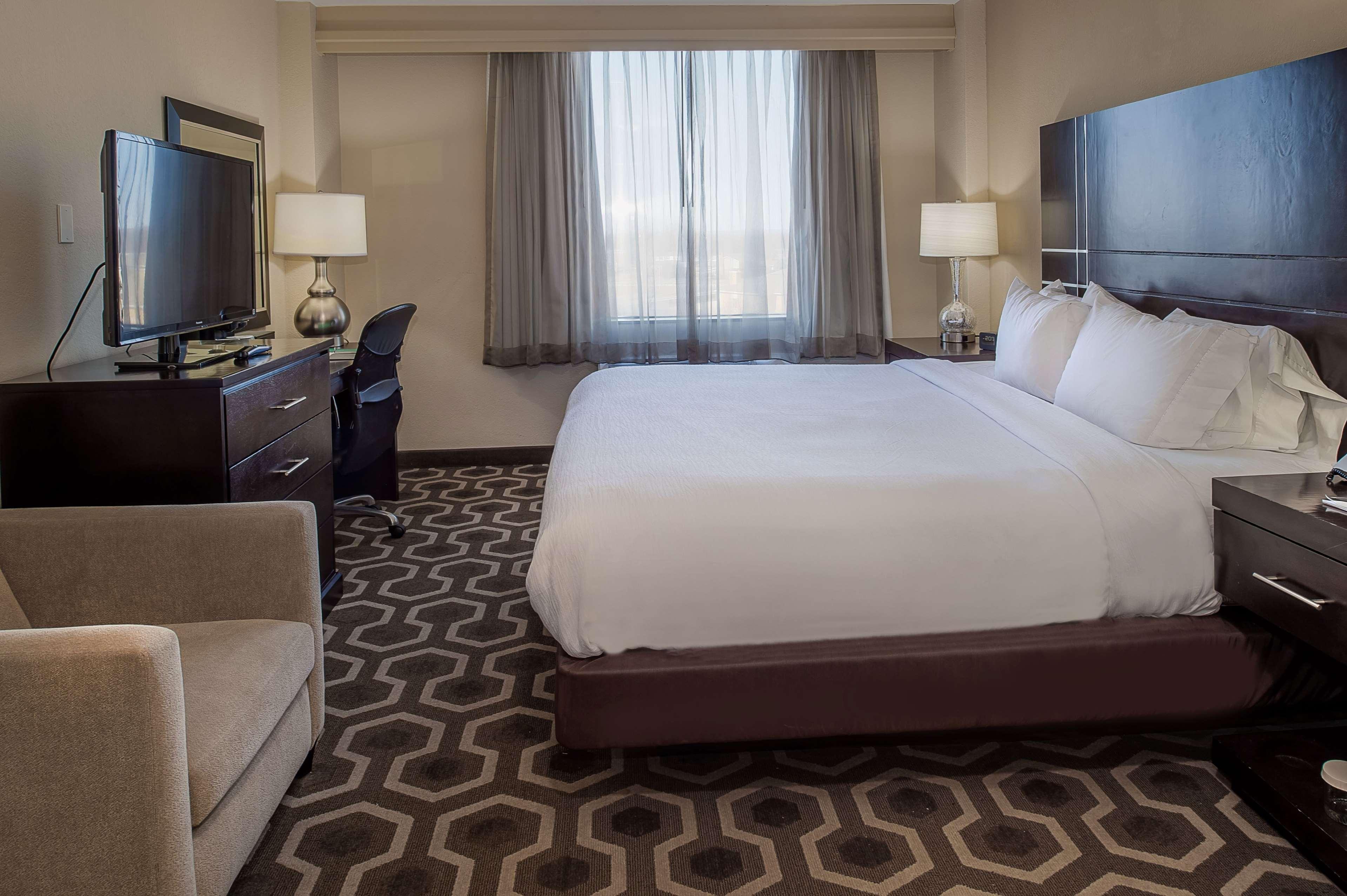 Double King Bed Non Smoking