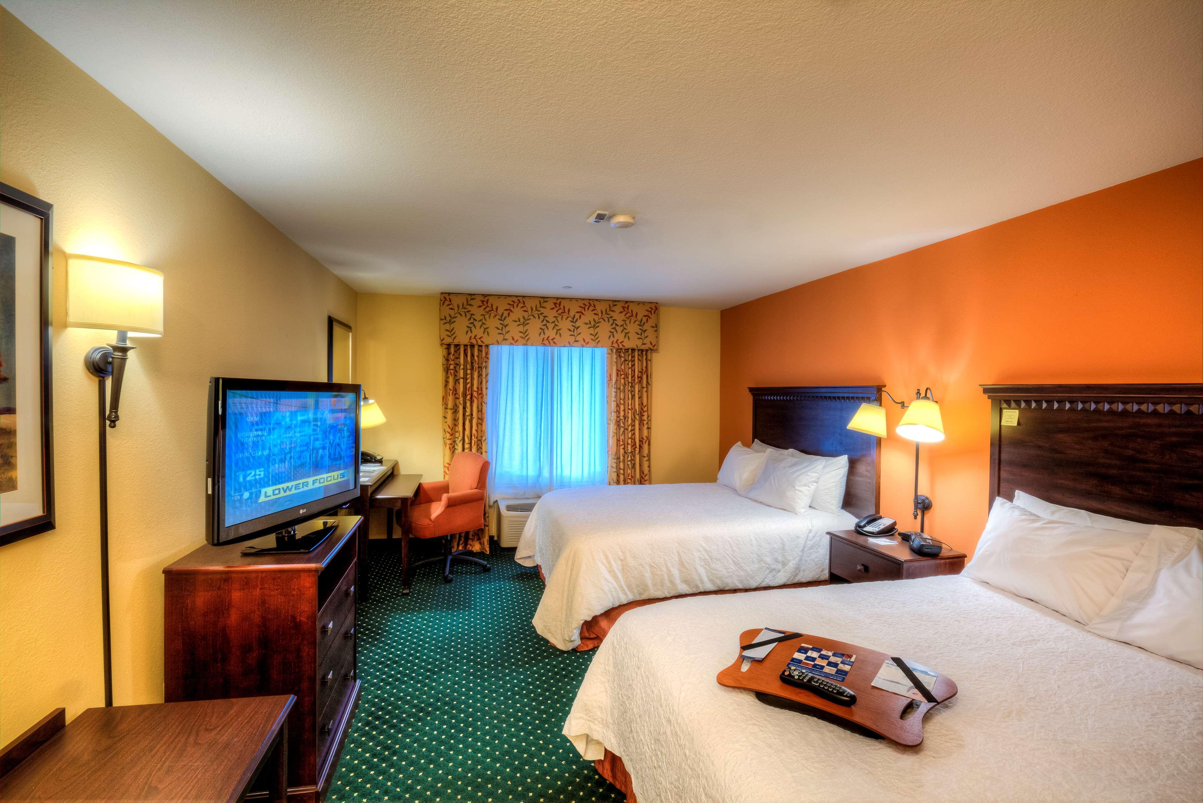 Double Two Queen Beds Non Smoking