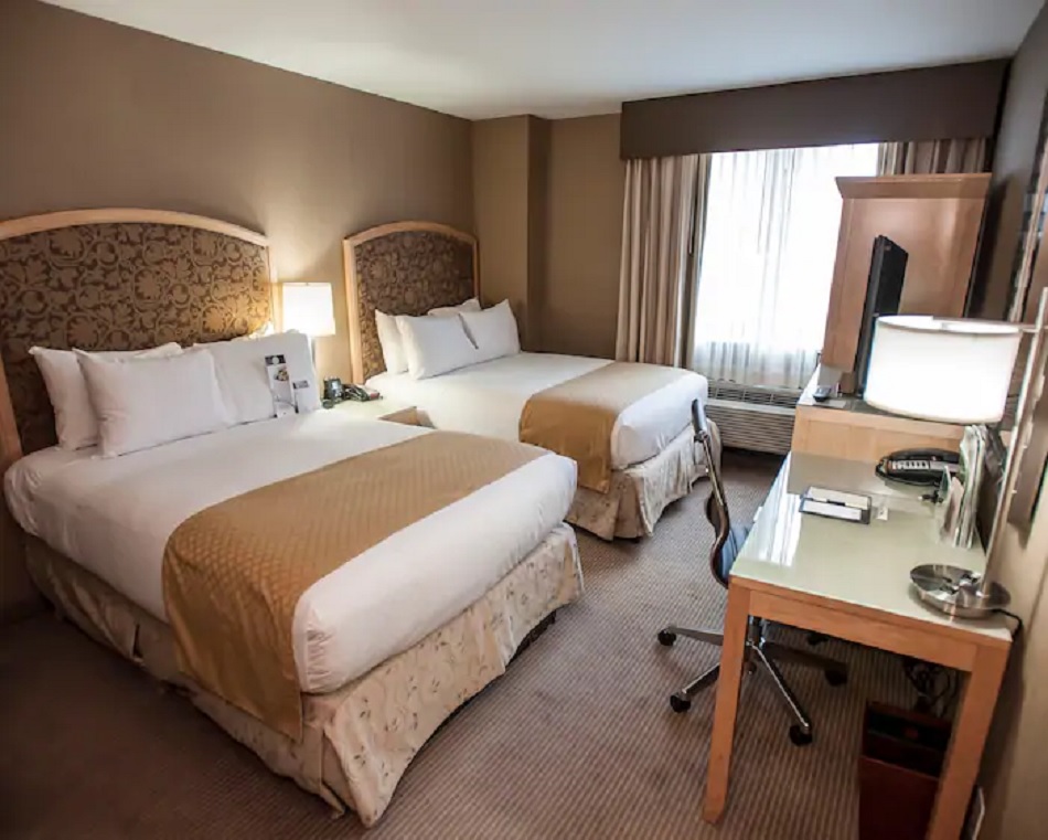 Room Two Double Beds