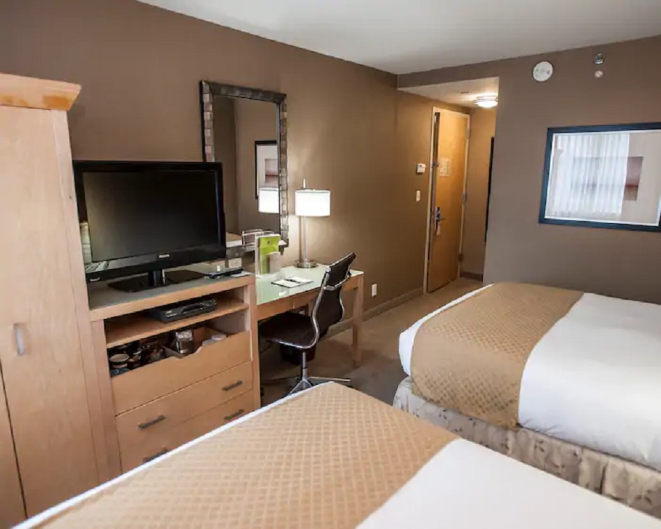 Double Two Double Beds Non Smoking