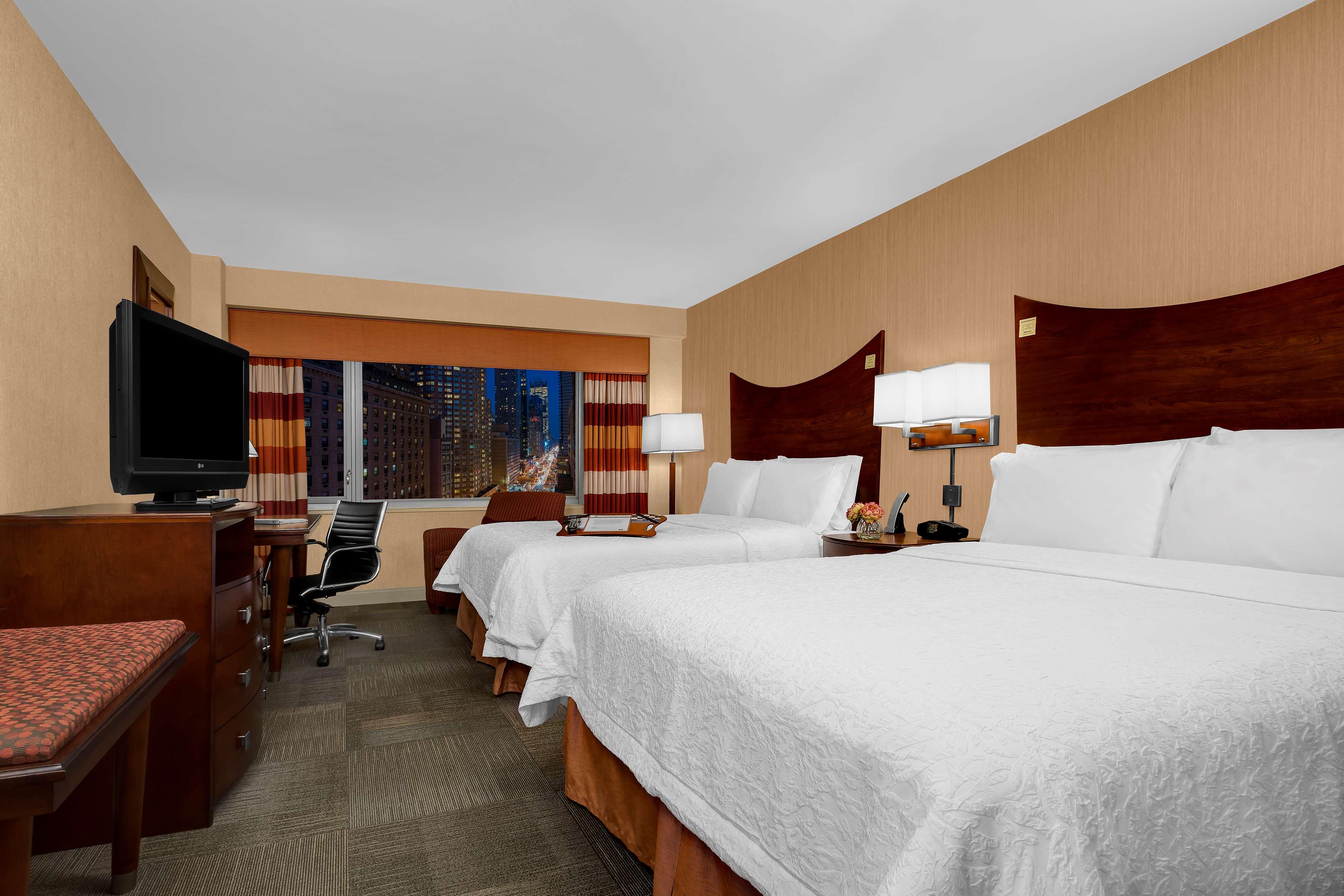 Double Two Queen Beds Non Smoking