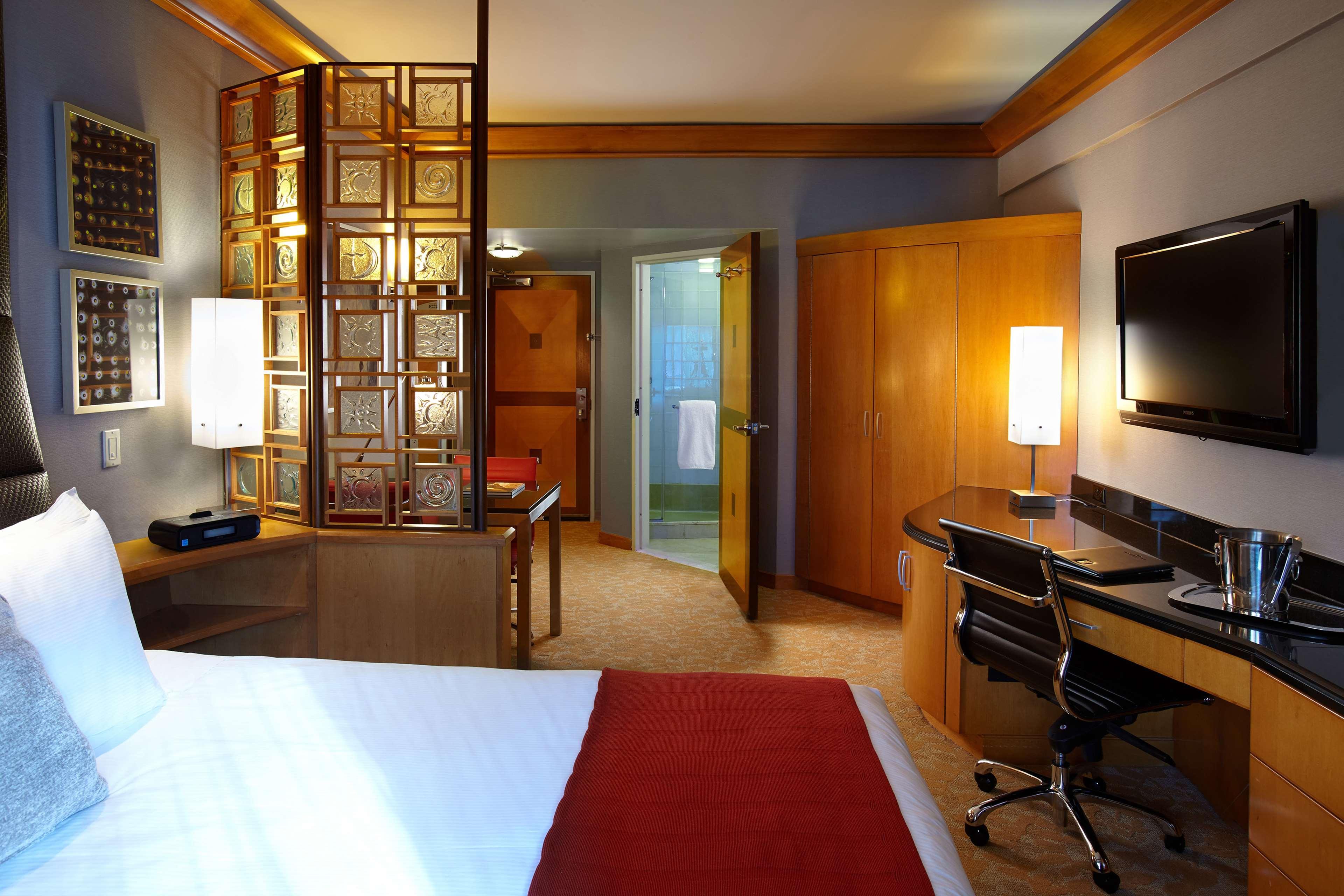 Studio King Size Bed