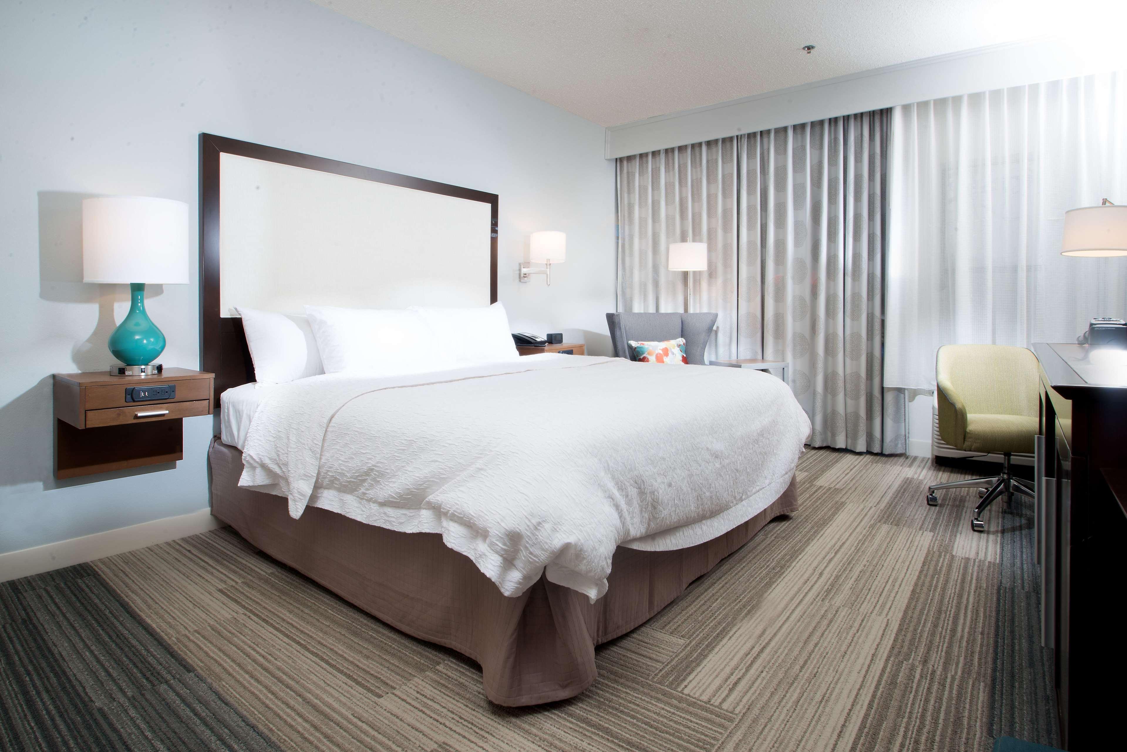 Double King Bed Non Smoking