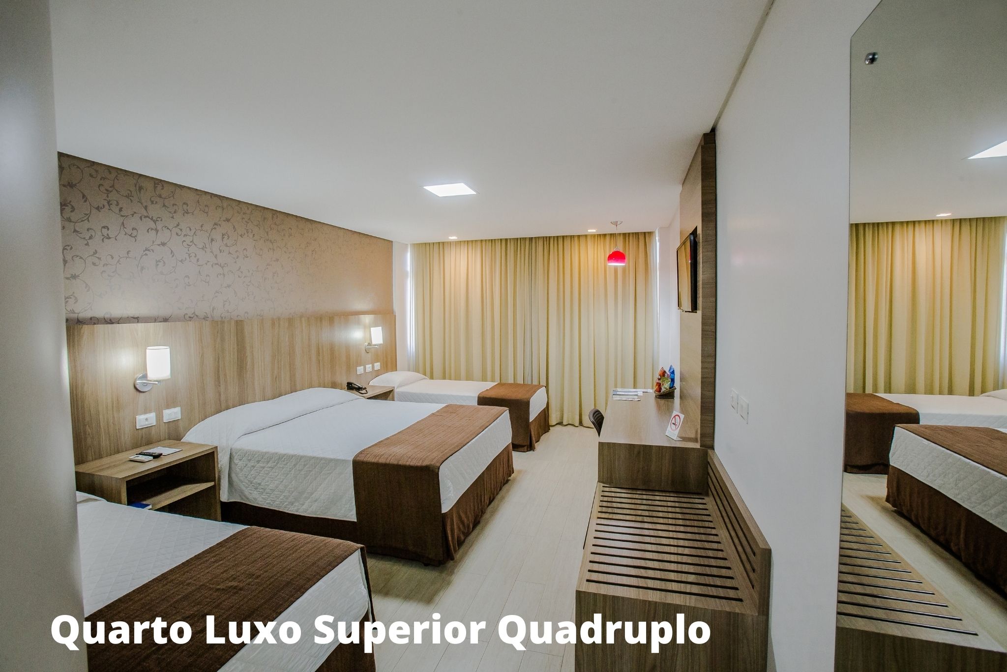 Quadruple Deluxe Superior