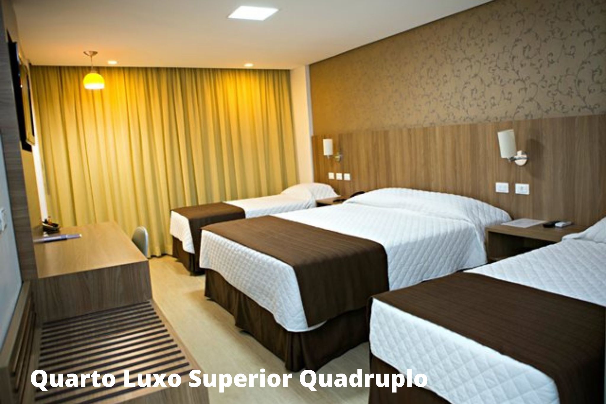 Quadruple Deluxe Superior