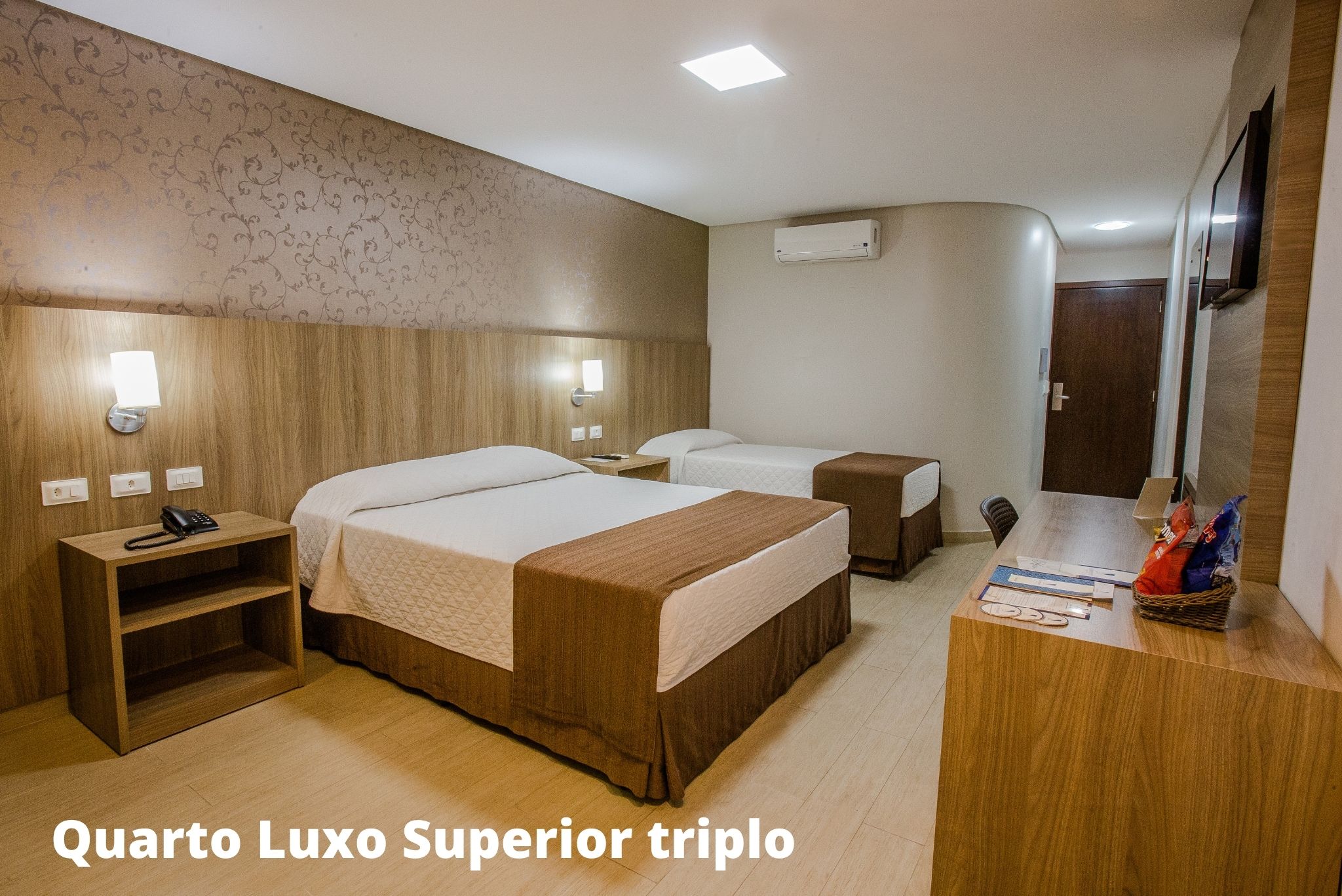 Triple Deluxe Superior