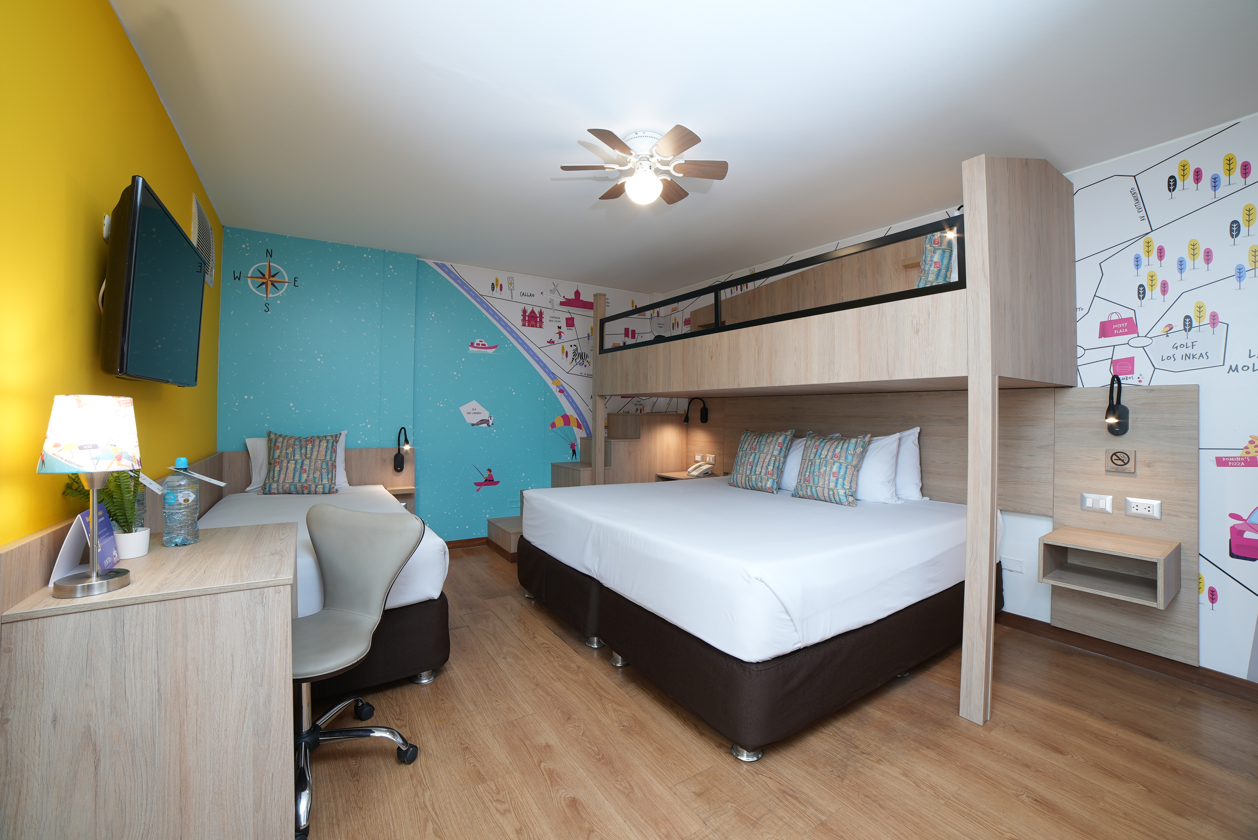 Quadruple Four Bedrooms One Bathroom