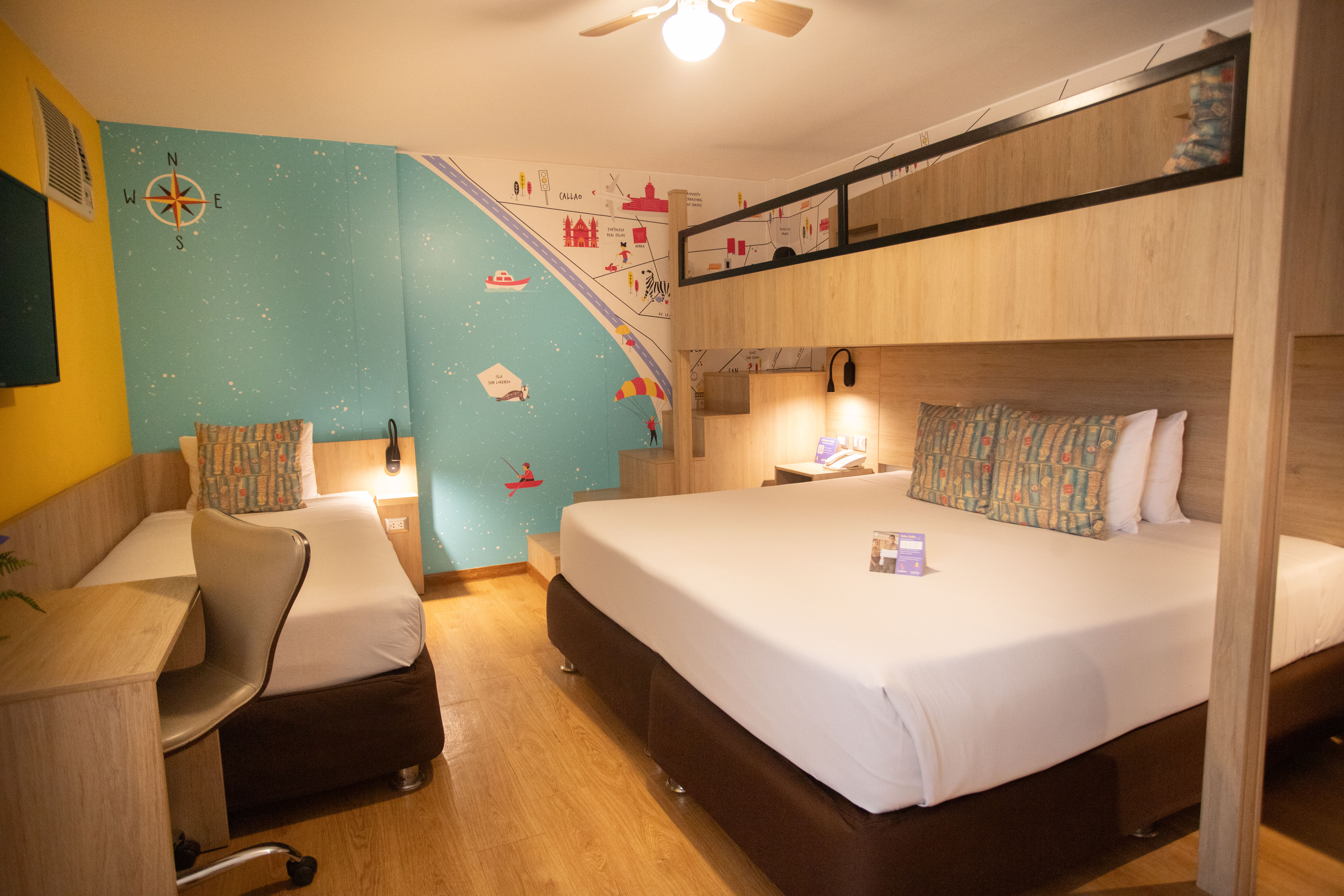 Quadruple Four Bedrooms One Bathroom