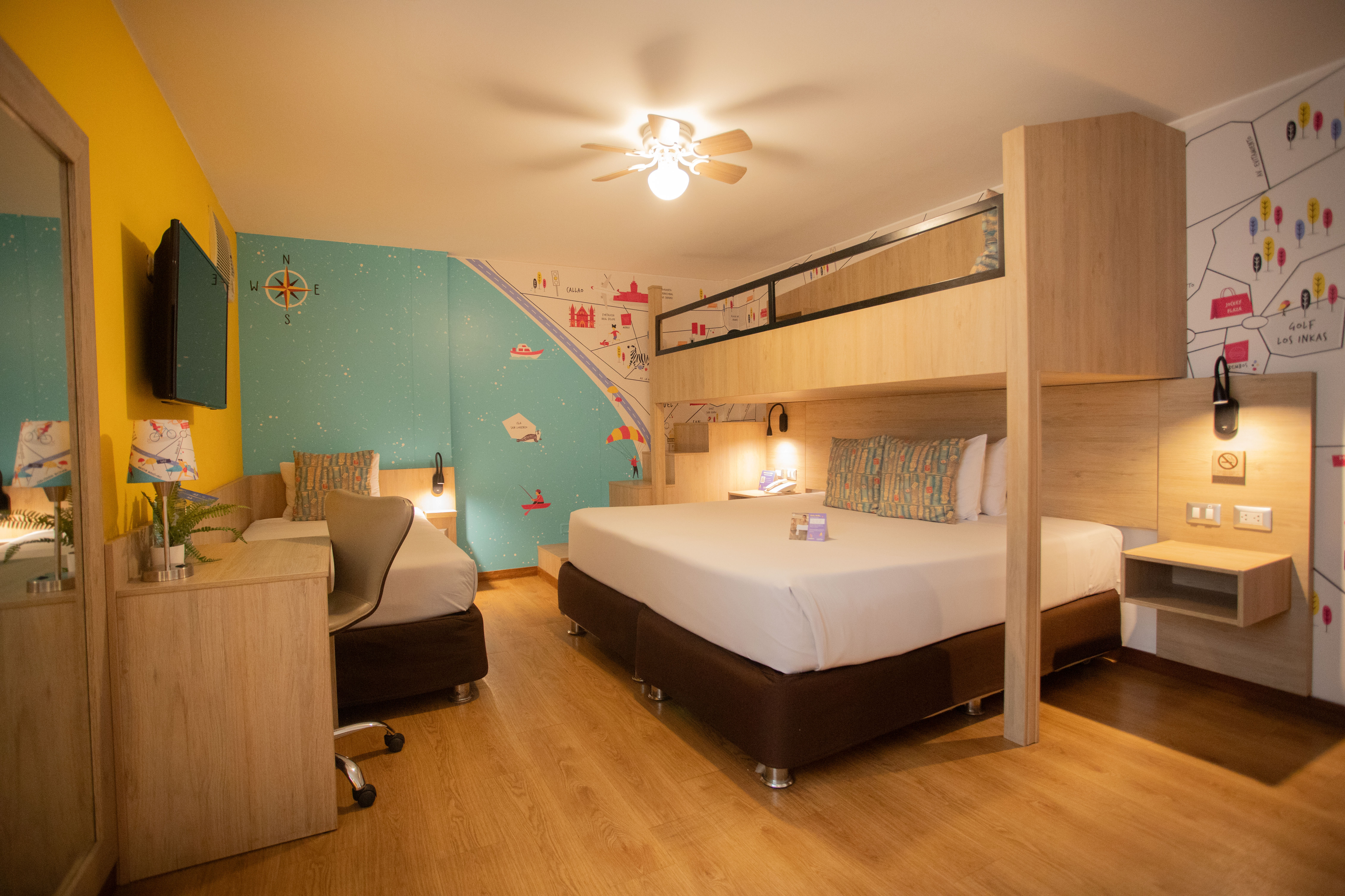 Quadruple Four Bedrooms One Bathroom