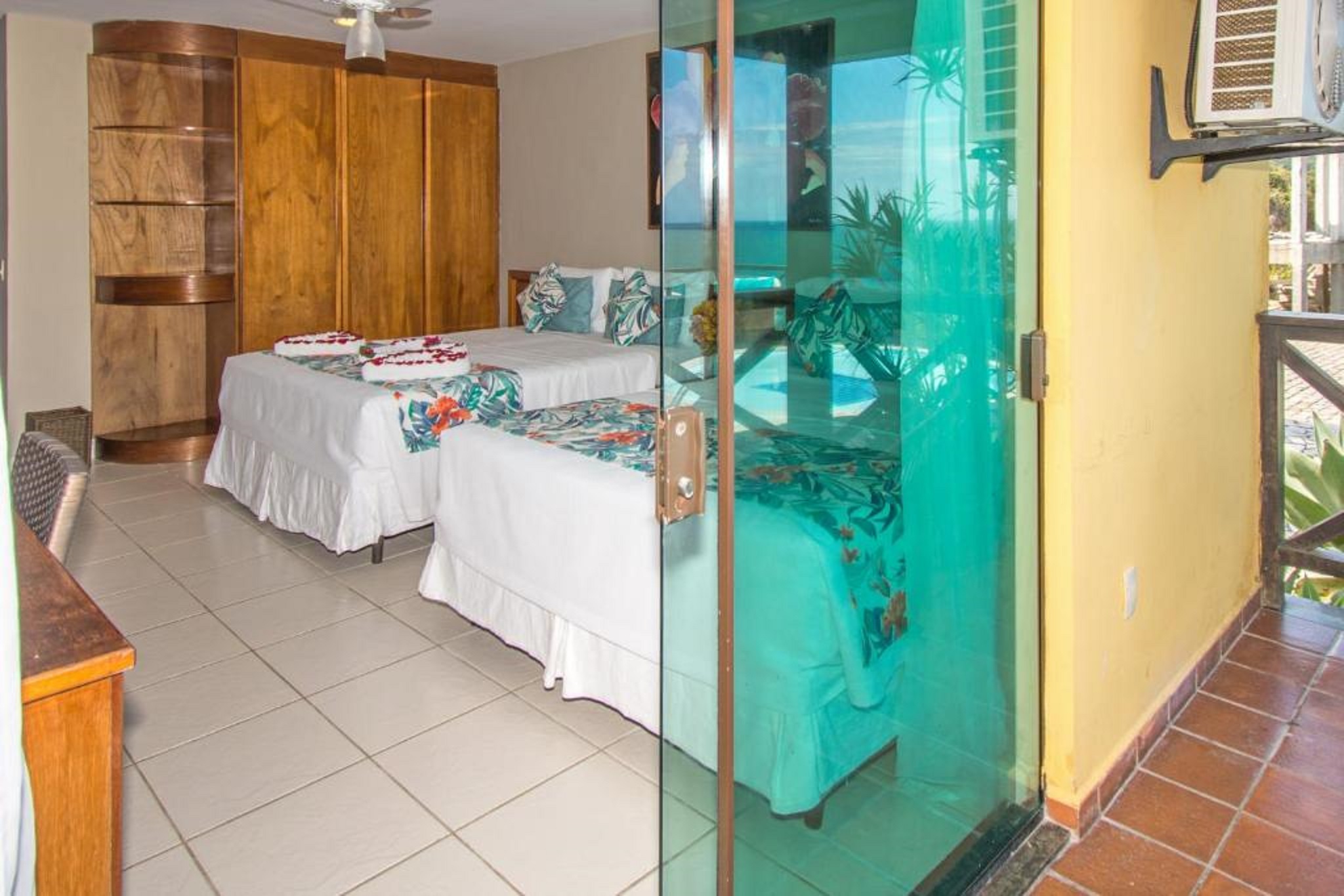 Double Superior Side Sea View