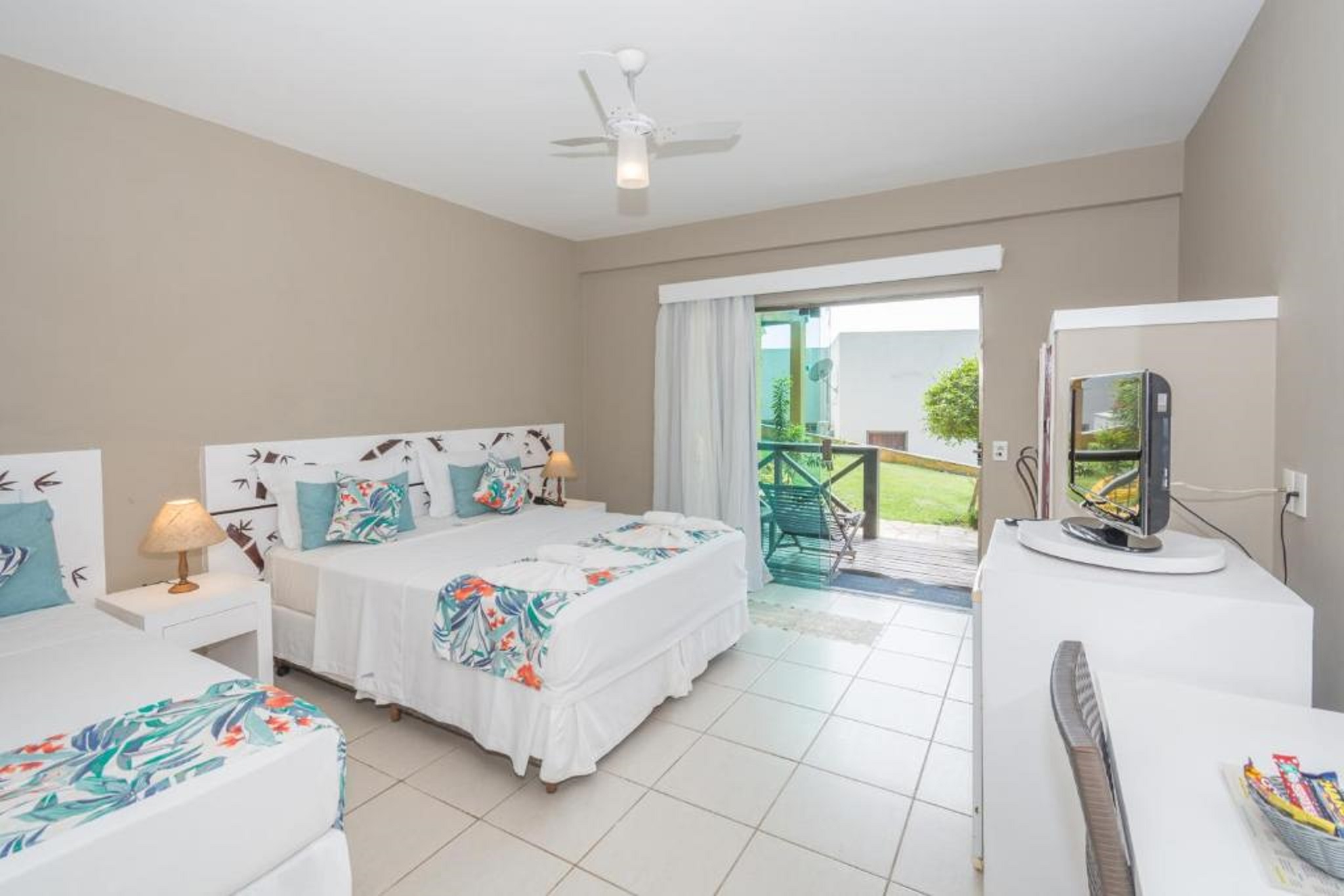 Quadruple Garden View