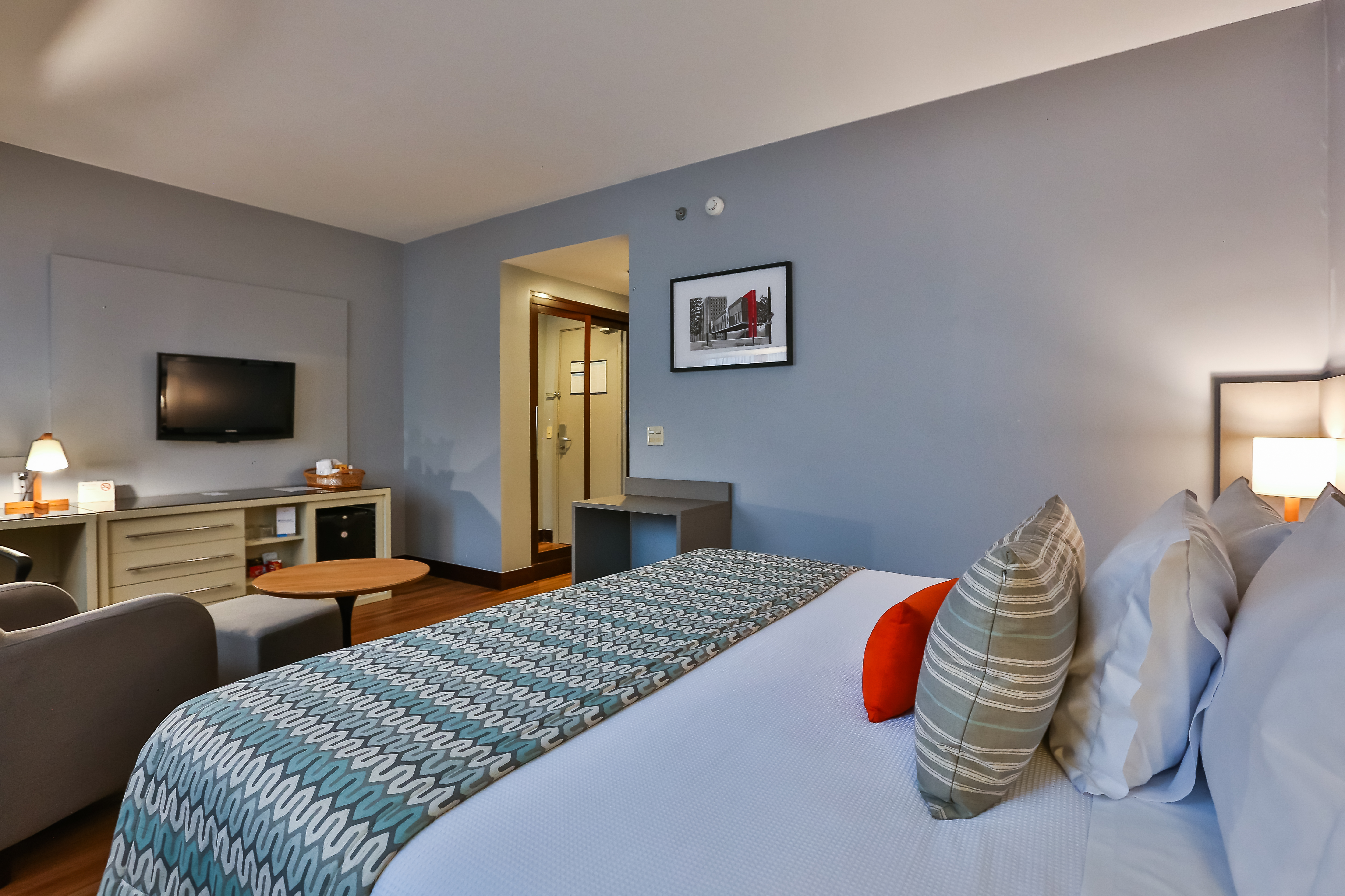 Double Premier King Bed