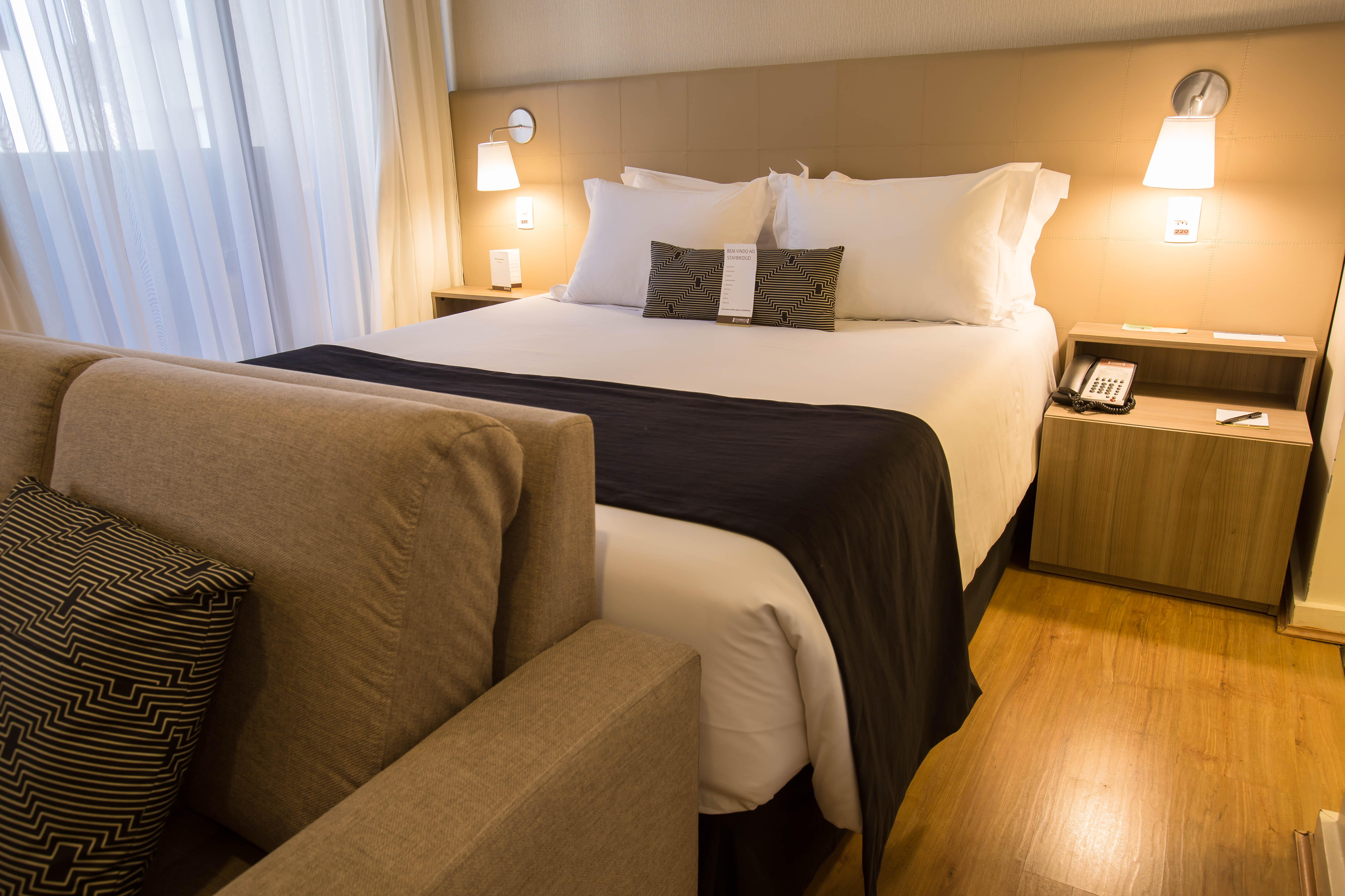 Double Superior Queen Bed