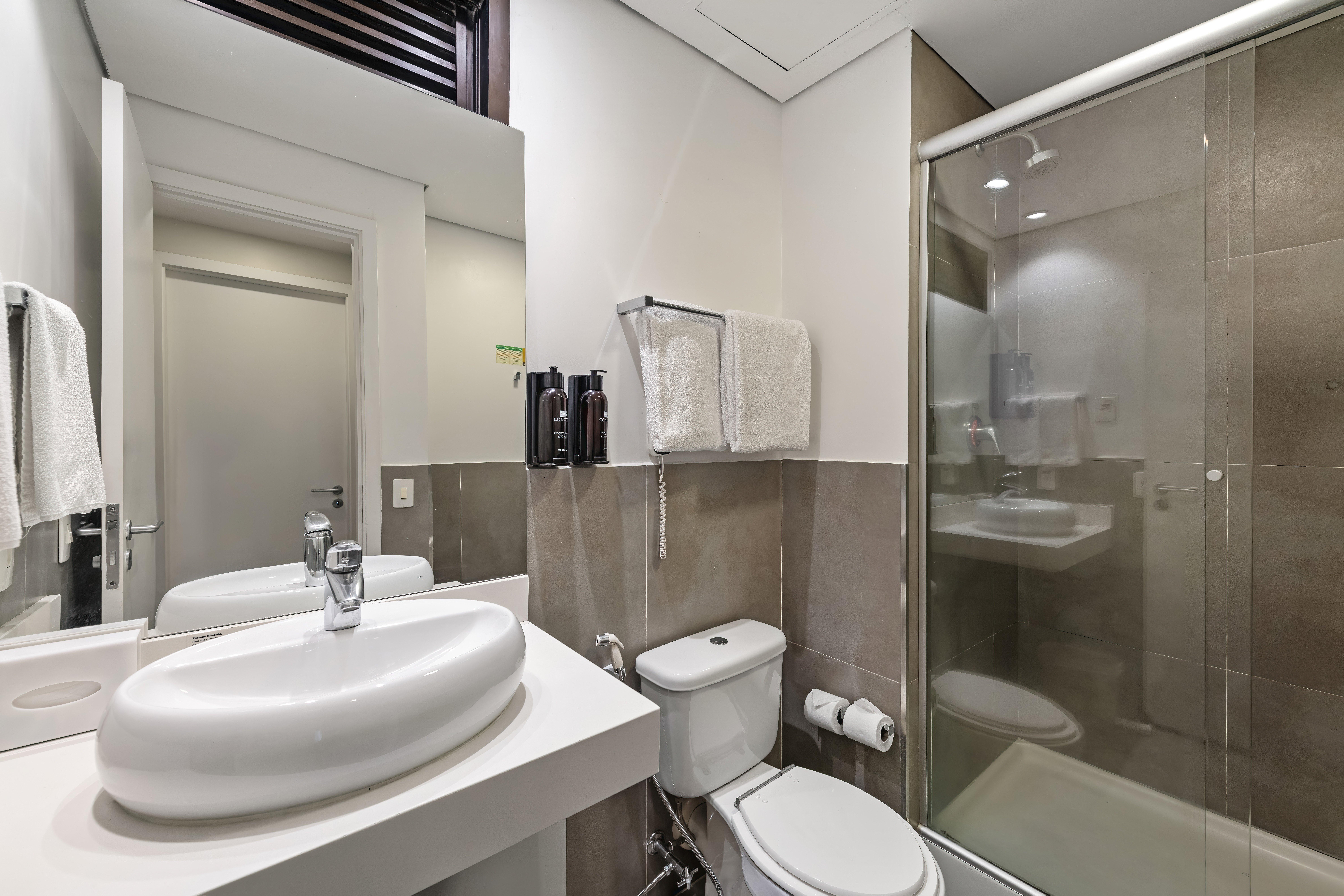 Suite Queen Size Bed