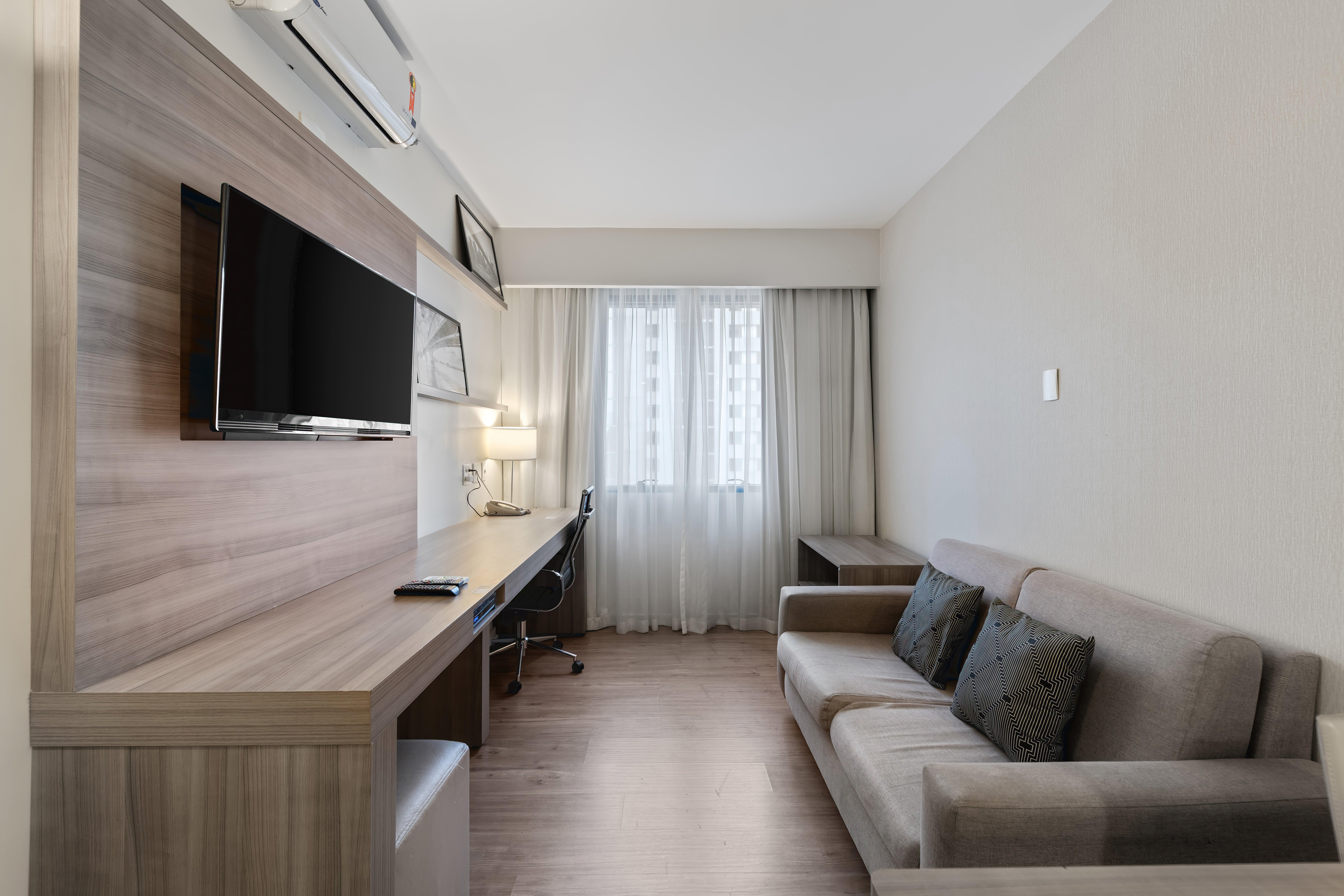 Suite Queen Size Bed