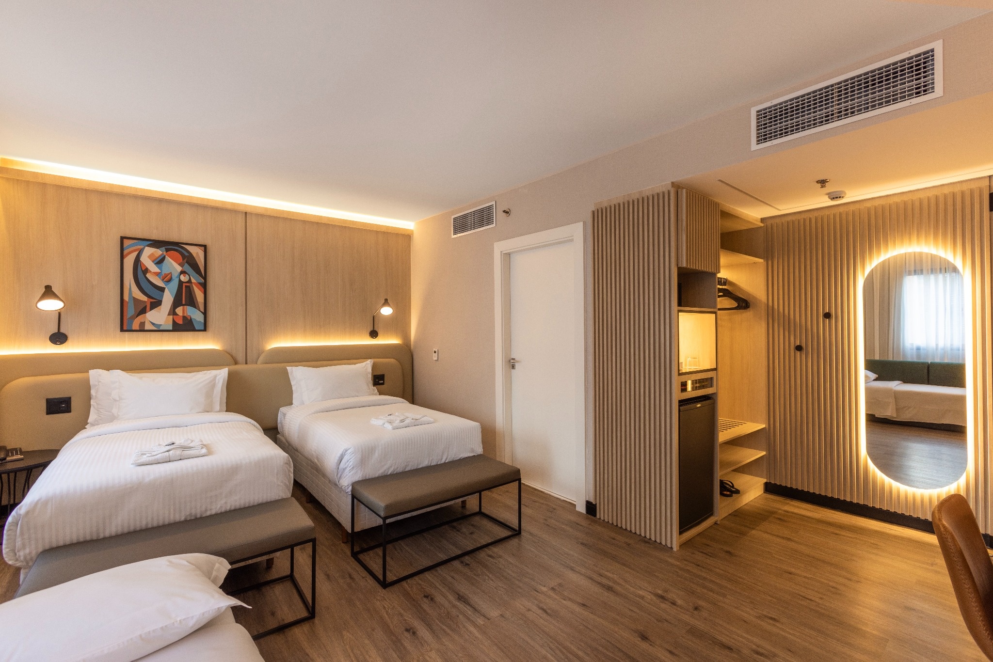 Twin Luxury