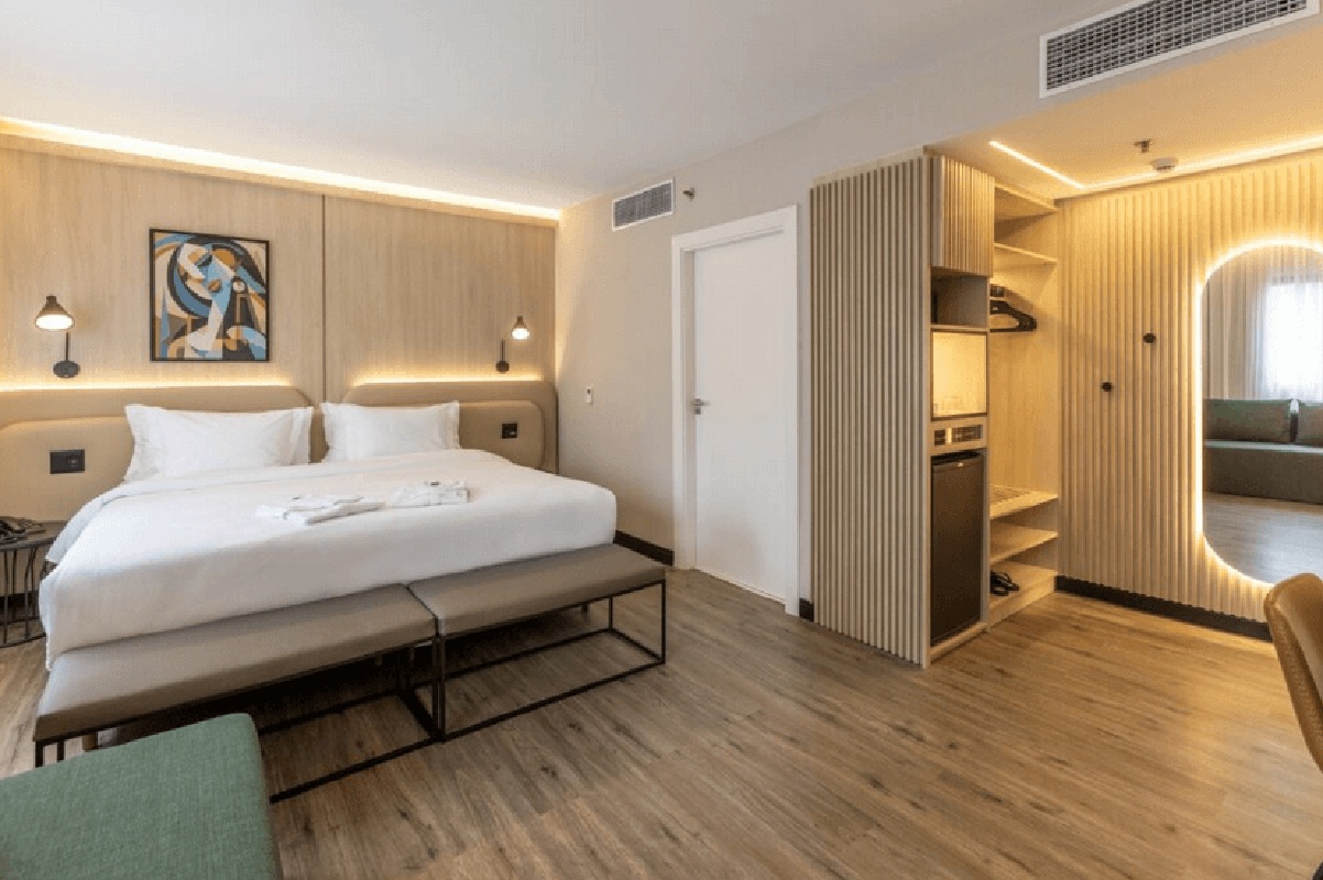 Single Luxury