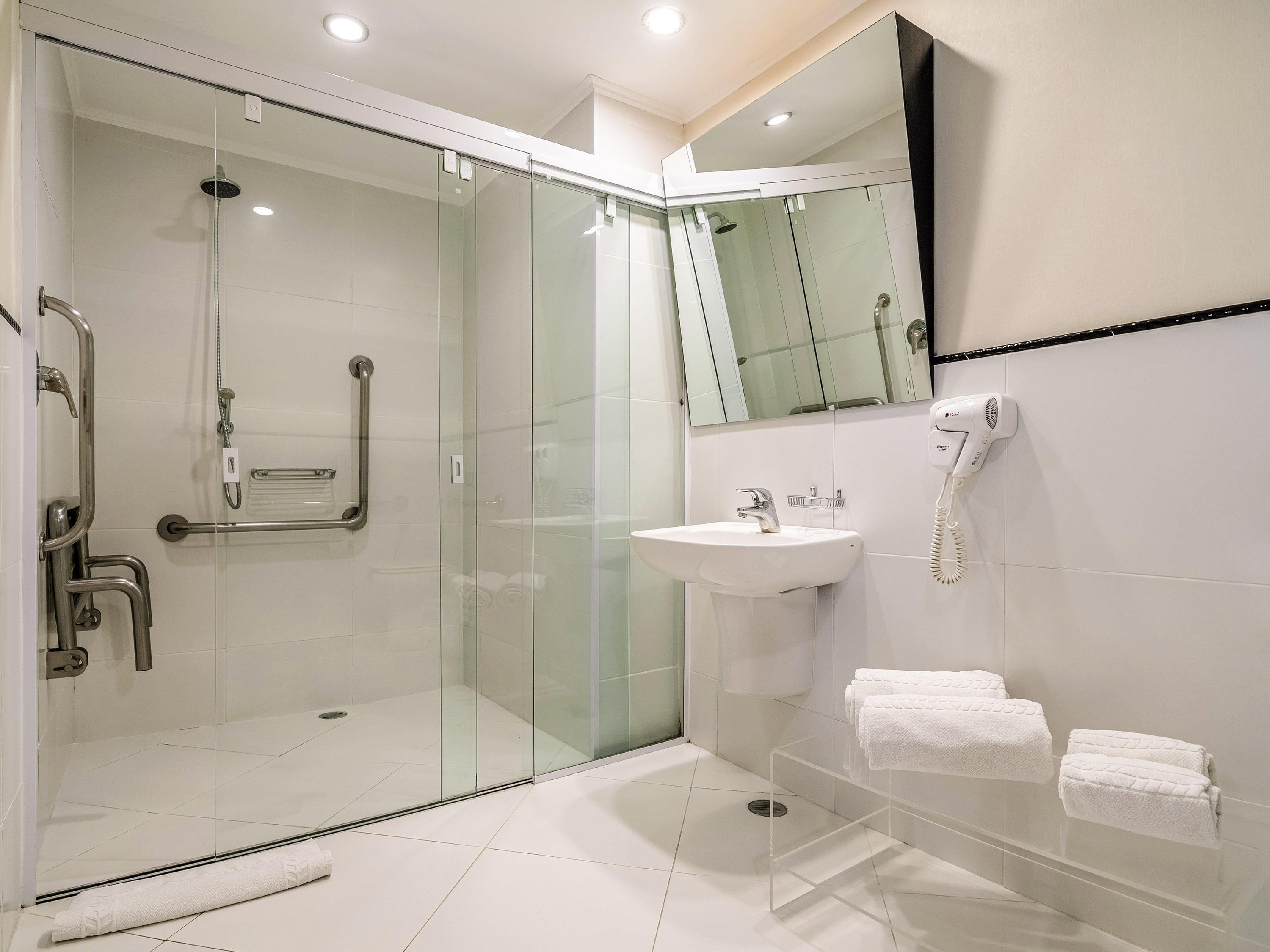 Double Accessible Superior