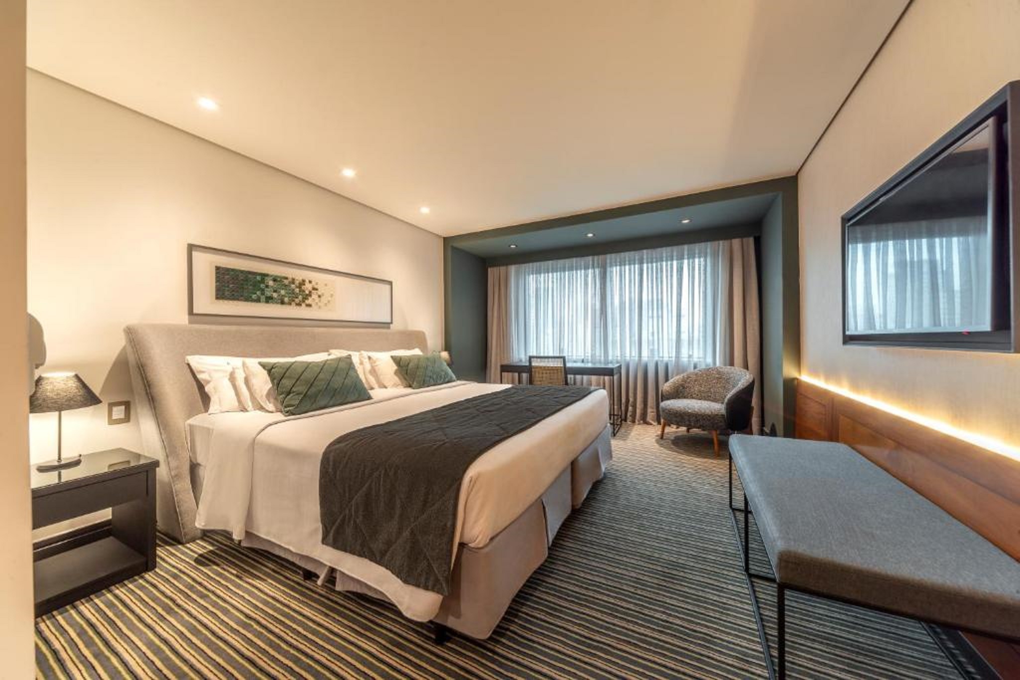 Double Superior King Bed